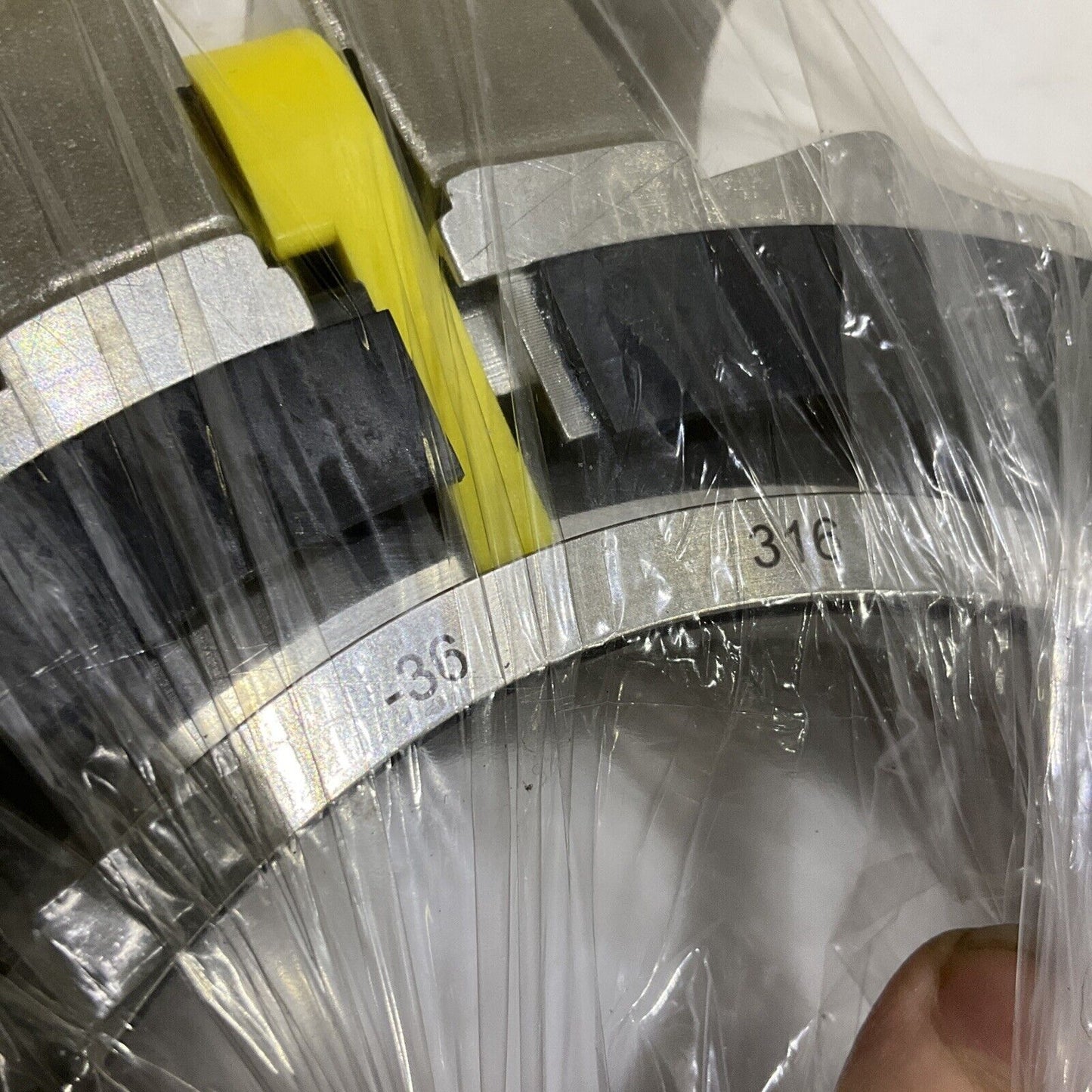 CHESTERTON 442HP HIGH PRESSURE SPLIT SEAL -36 4.5” 316 SS 373