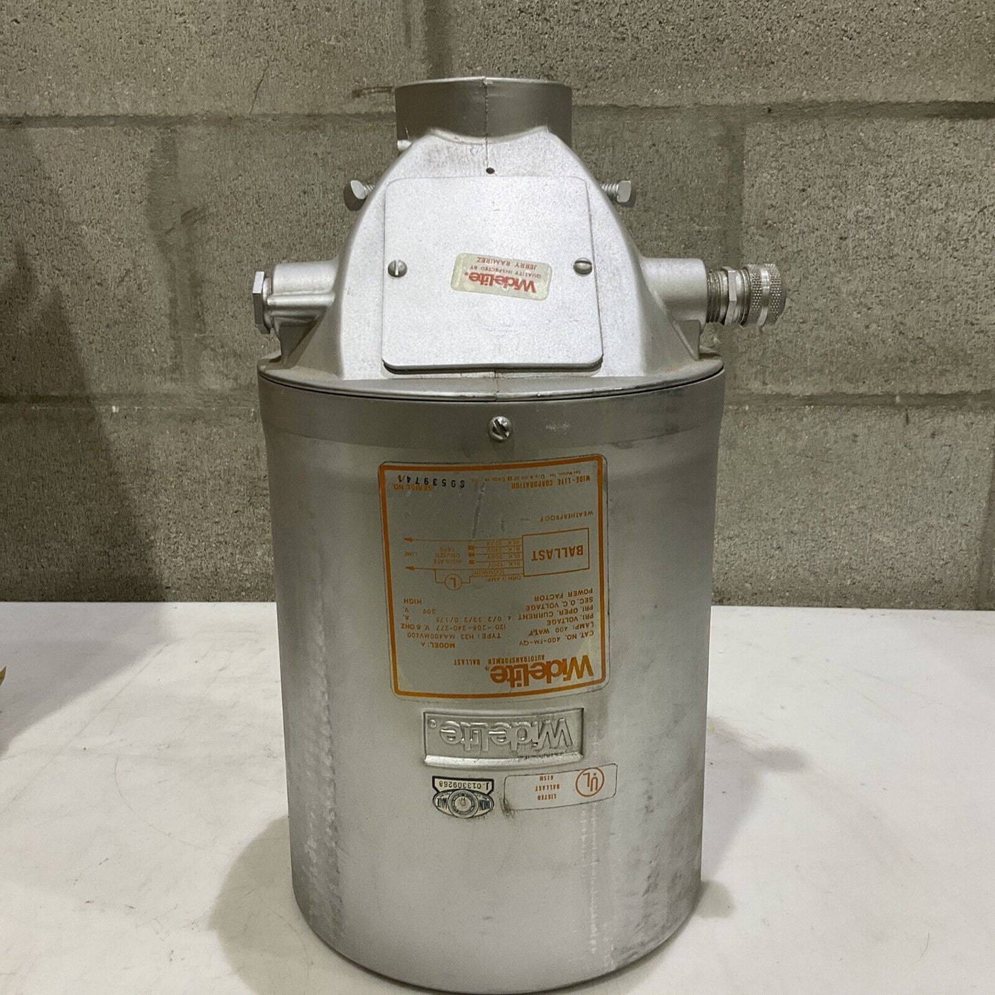 THE GENLYTE GROUP WIDELITE 400-FM-QV H33 MA￼400MV400 MM176CC BALLEST 277 V 373