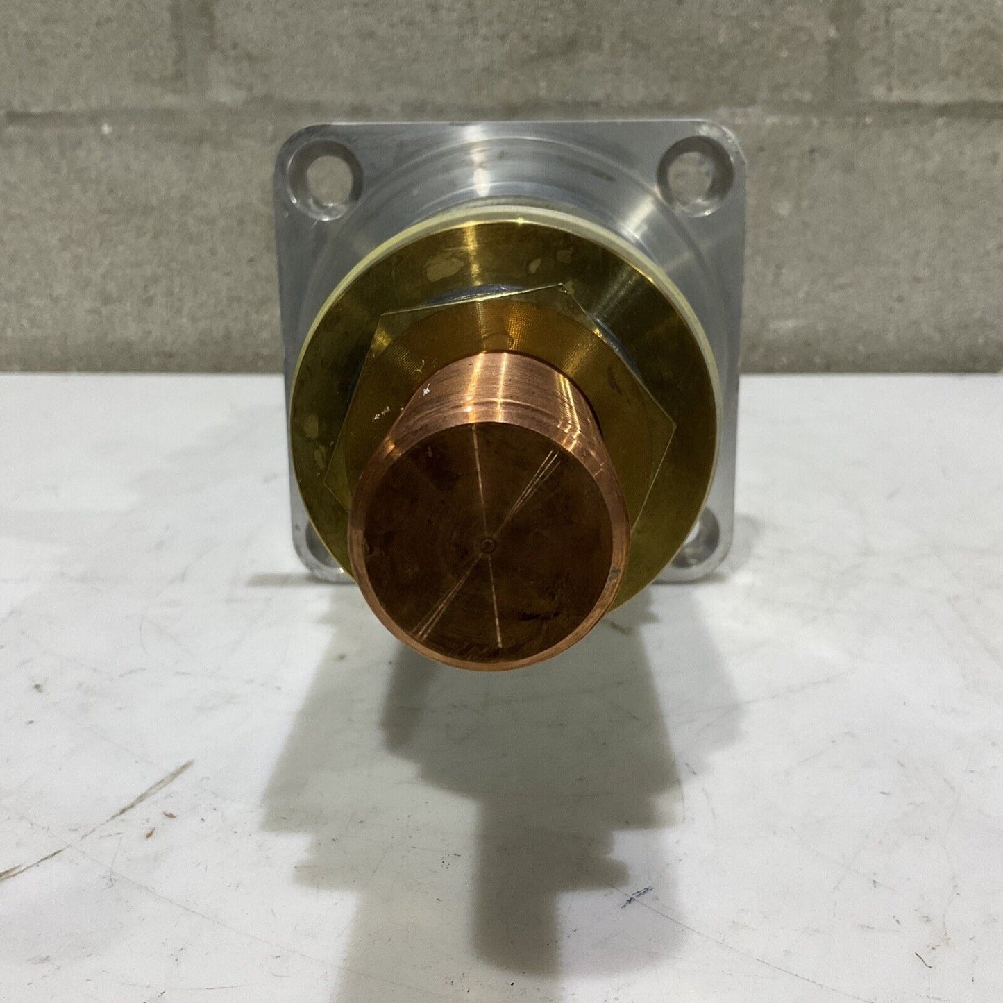 ABB 5382D48G12 LOW VOLTAGE ELECTRICAL BUSHING 15 KV 373