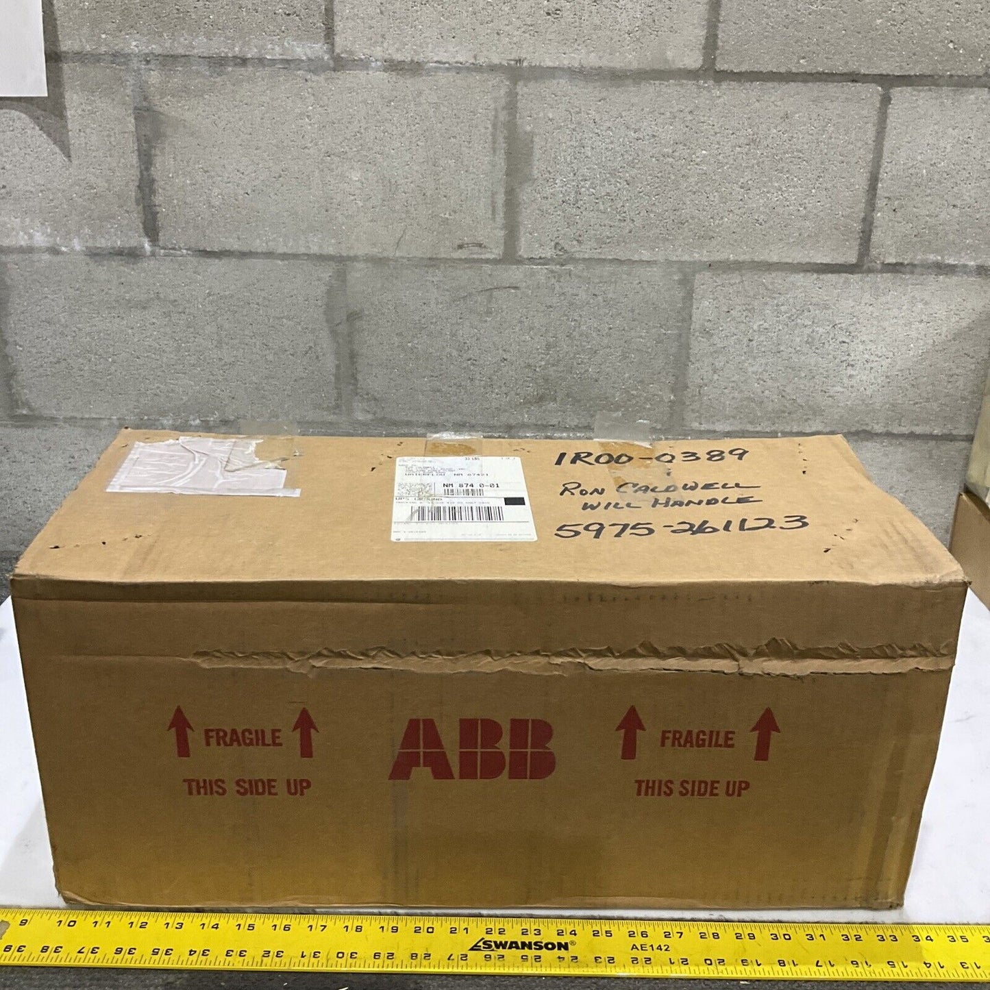 ABB 5382D48G12 LOW VOLTAGE ELECTRICAL BUSHING 15 KV 373