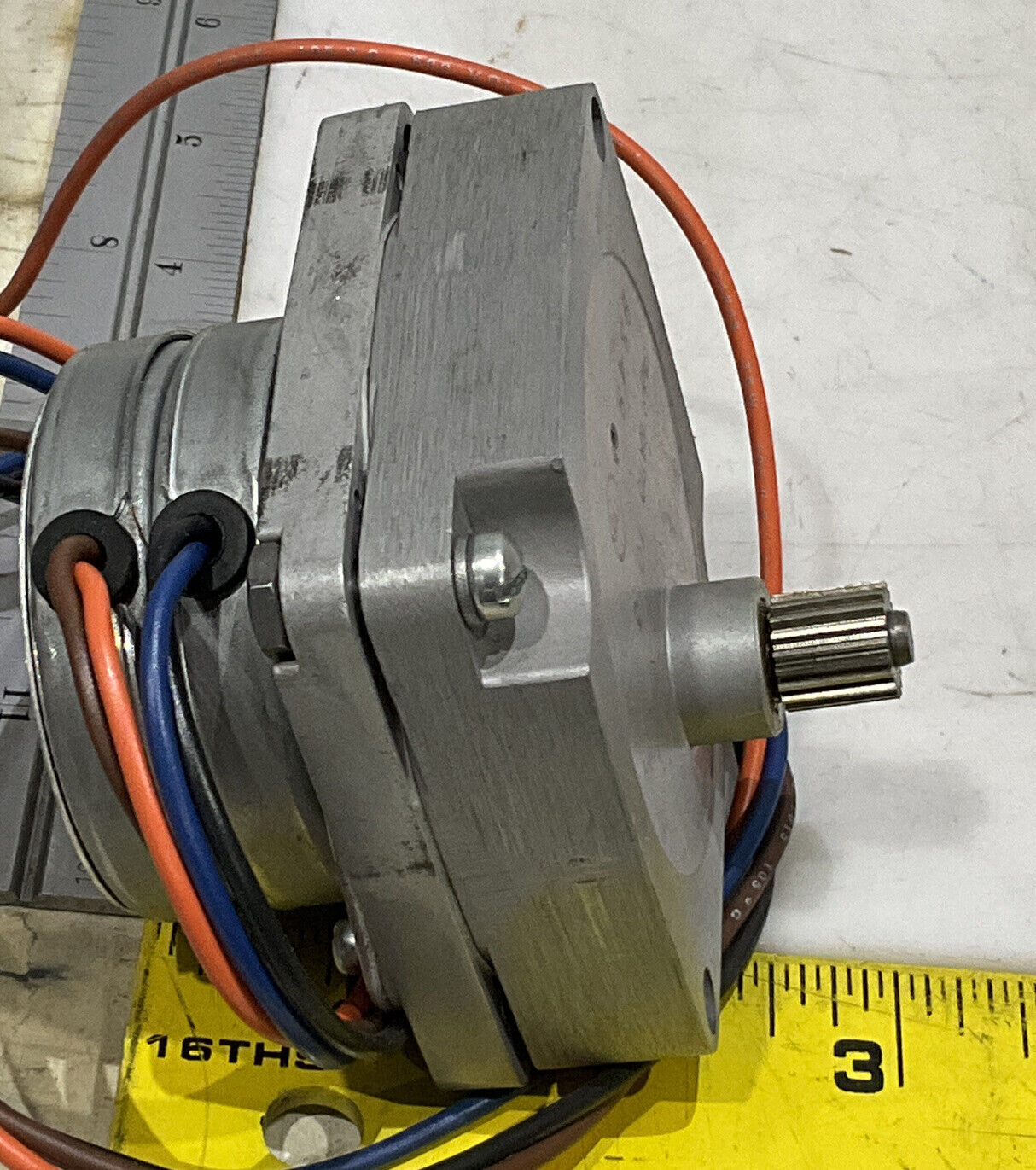 HONEYWELL 30733999-004 MOTOR ASSEMBLY 373