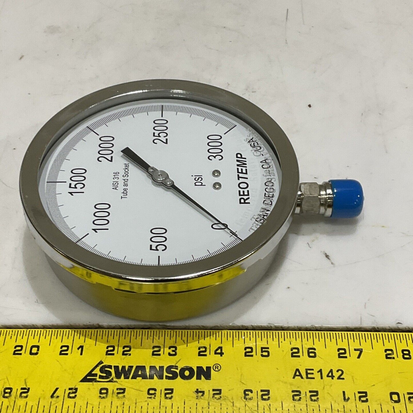 REOTEMP PR60S1A2P32QDT INDUSTRIAL PRESSURE GAUGE 0-3000 PSI 6” 1/2” NPT 373