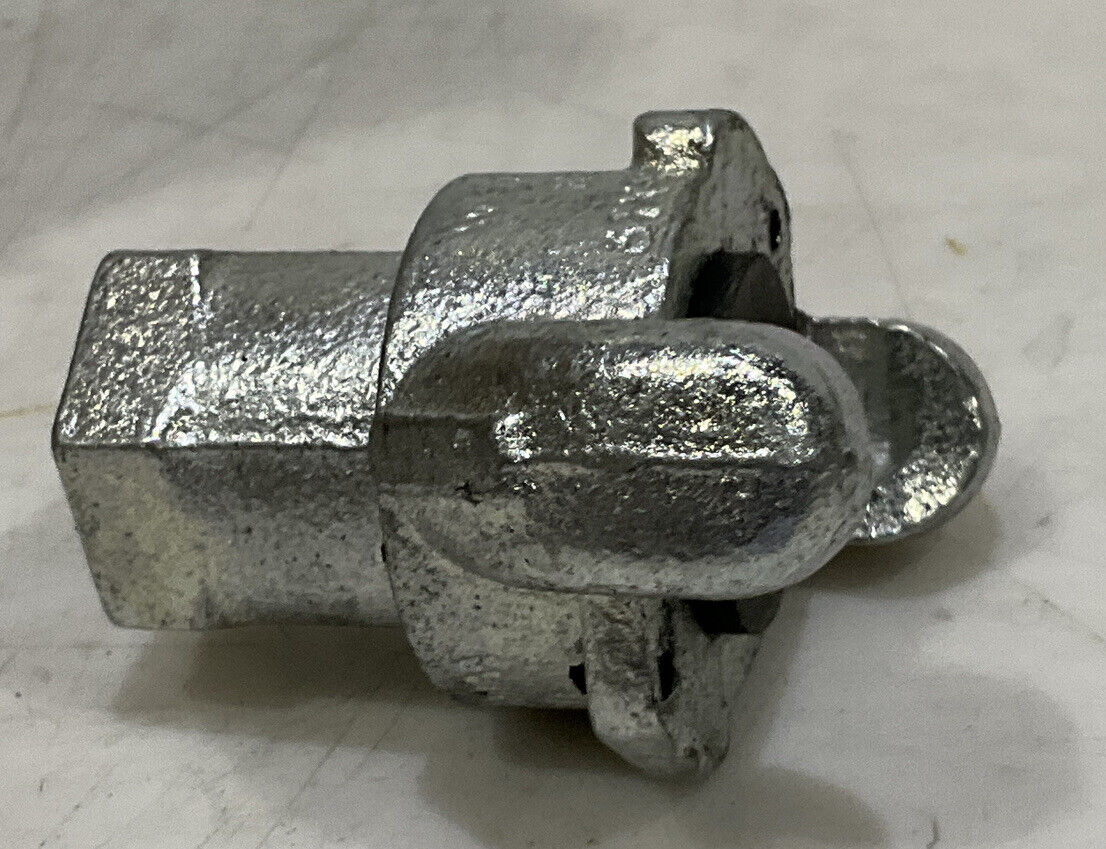 DIXON AM3 IRON AIR KING FEMALE NPT LOT OF 50 373