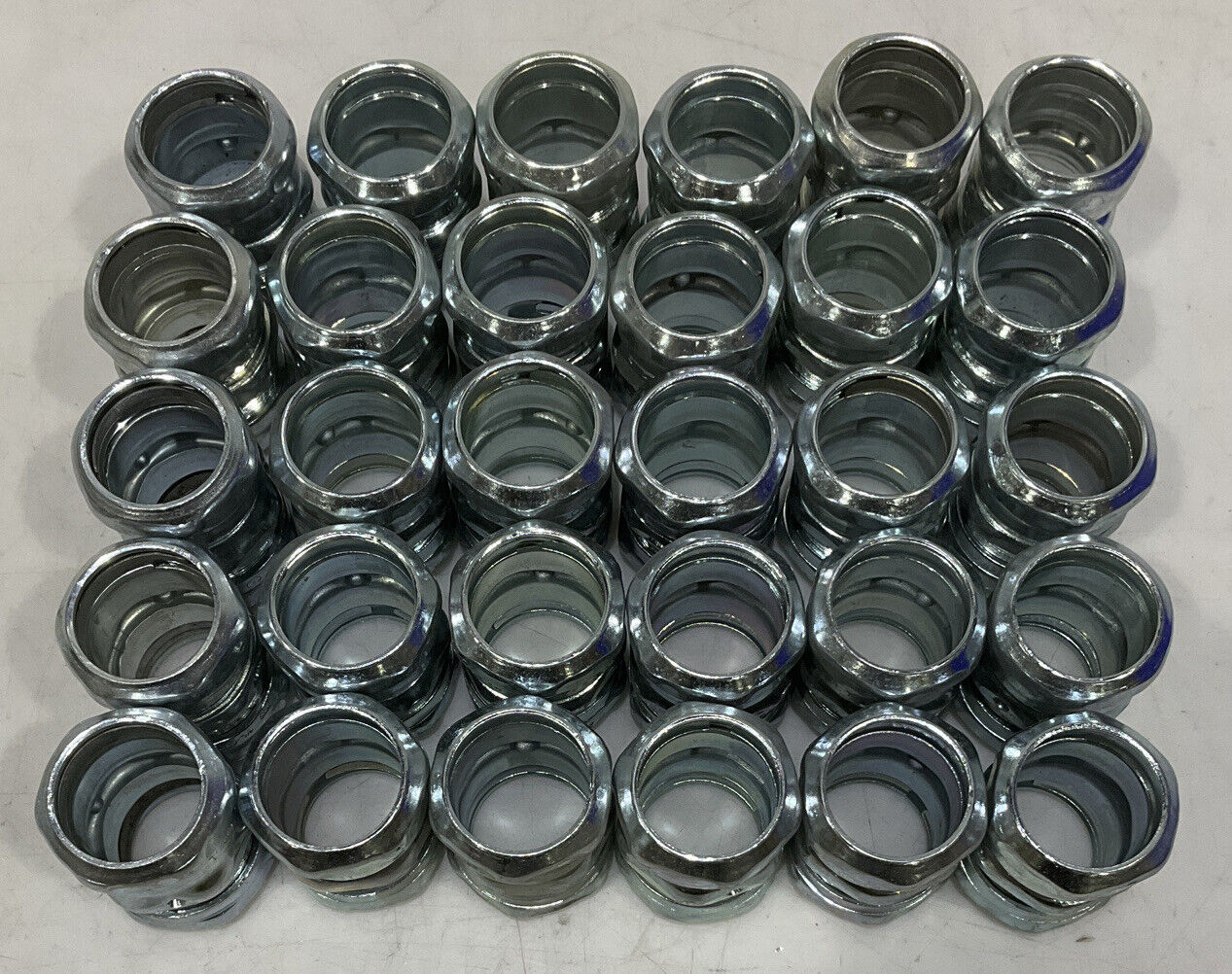 EATON TK113 CONDUIT COMPRESSION COUPLING LOT OF 30 373