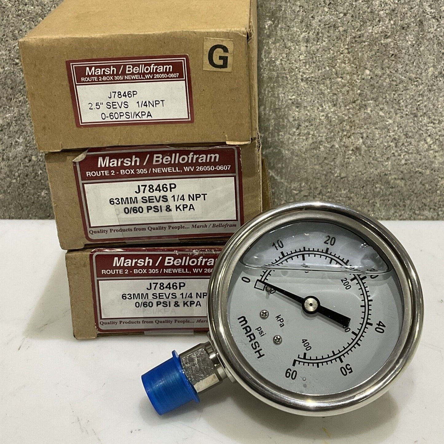 MARSH BELLOFRAM J7846P PRESSURE GAUGE 63 MM SEVS 1/4 NPT 0/60 PSI LOT OF 3 373