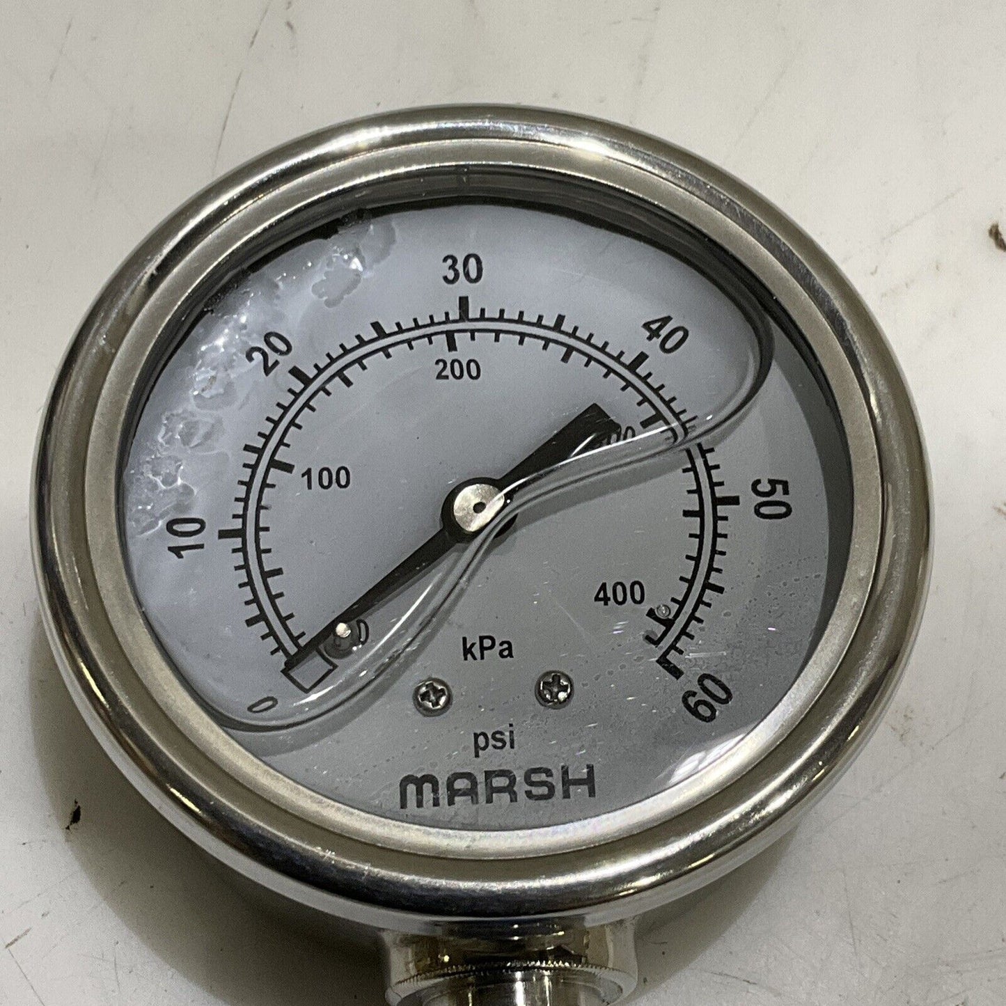 MARSH BELLOFRAM J7846P PRESSURE GAUGE 63 MM SEVS 1/4 NPT 0/60 PSI LOT OF 3 373