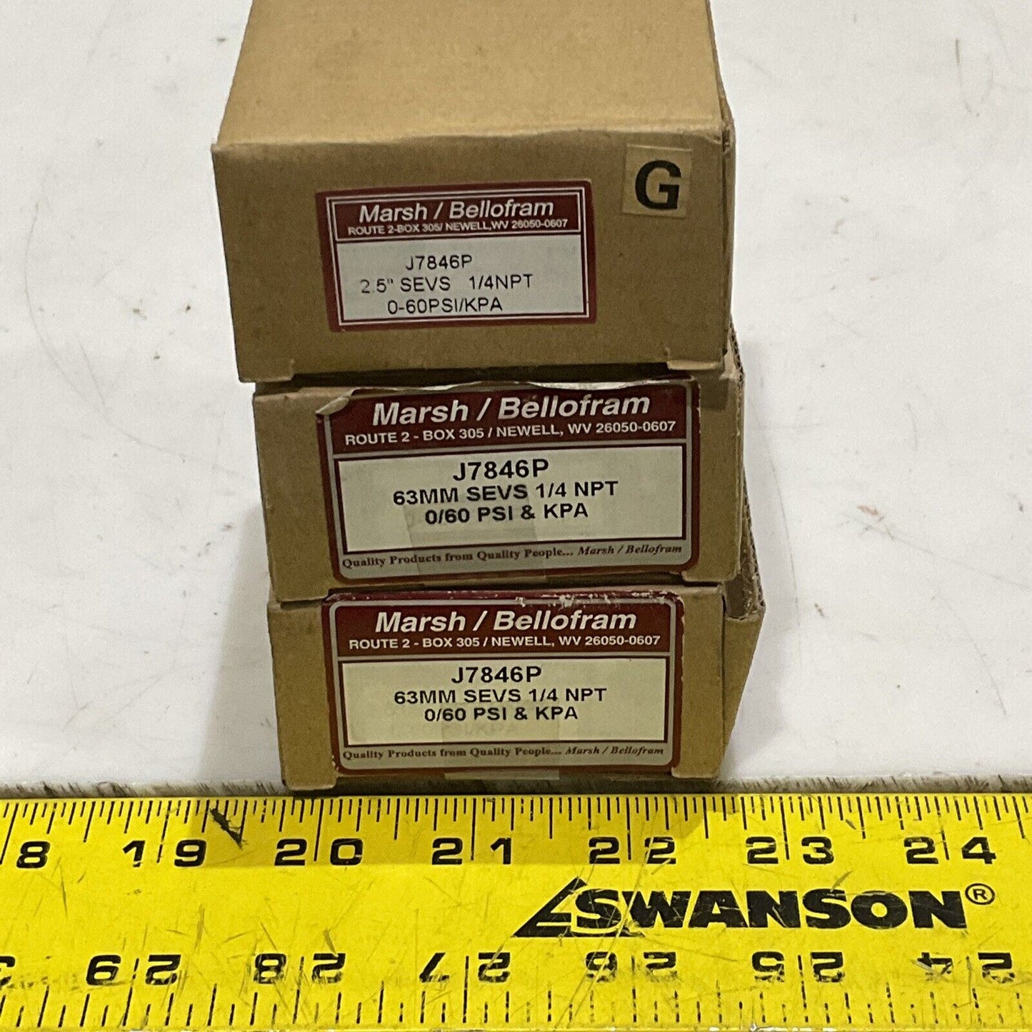 MARSH BELLOFRAM J7846P PRESSURE GAUGE 63 MM SEVS 1/4 NPT 0/60 PSI LOT OF 3 373
