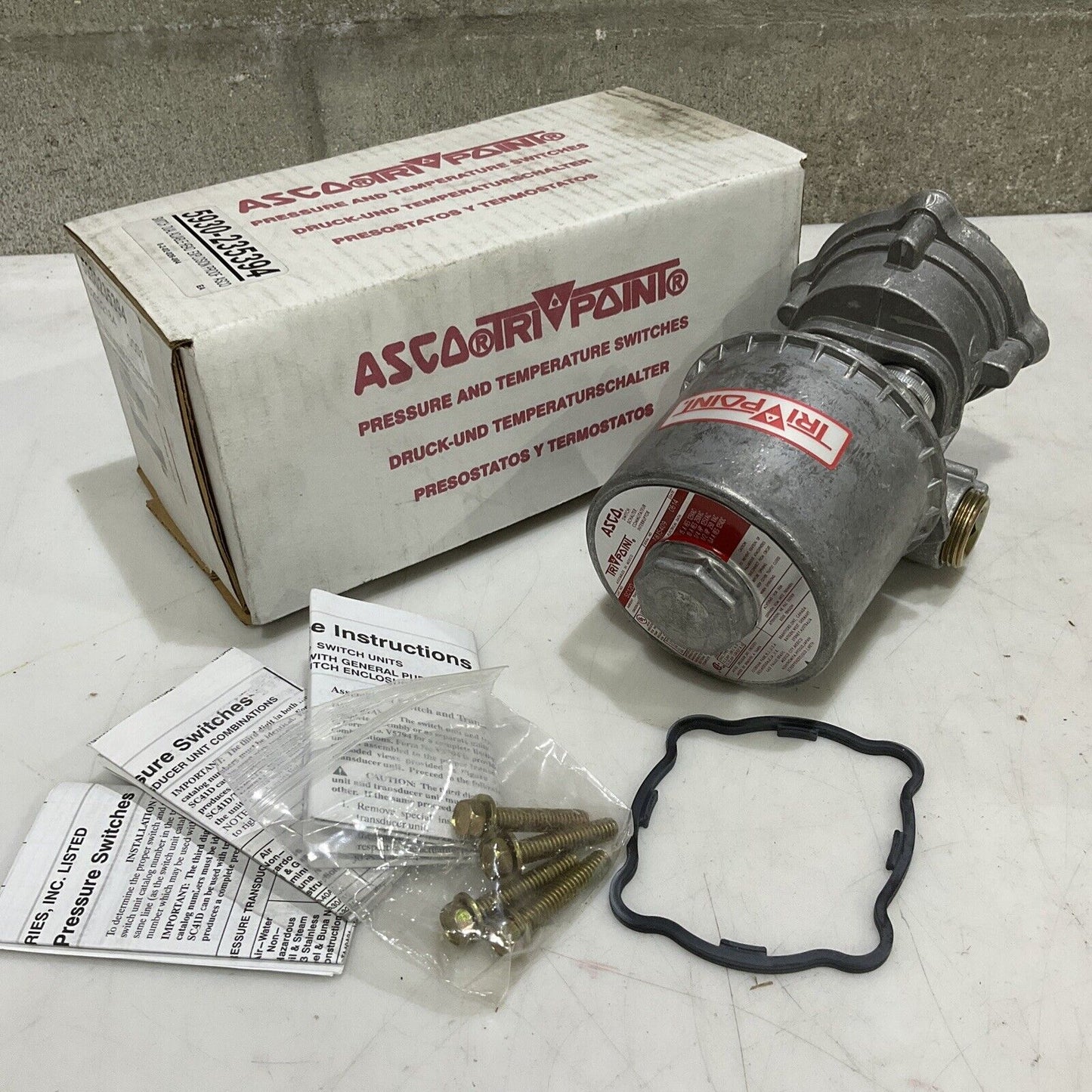 ASCO T815409 SC12D EXPLOSION PROOF SWITCH ADJUSTABLE HEAD 373