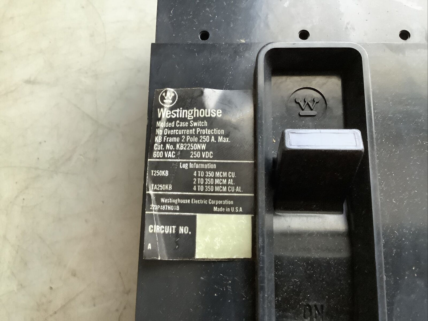 WESTINGHOUSE KB2250NW MOLDED CASE CIRCUIT BREAKER 2 POLE 250A 600V 373