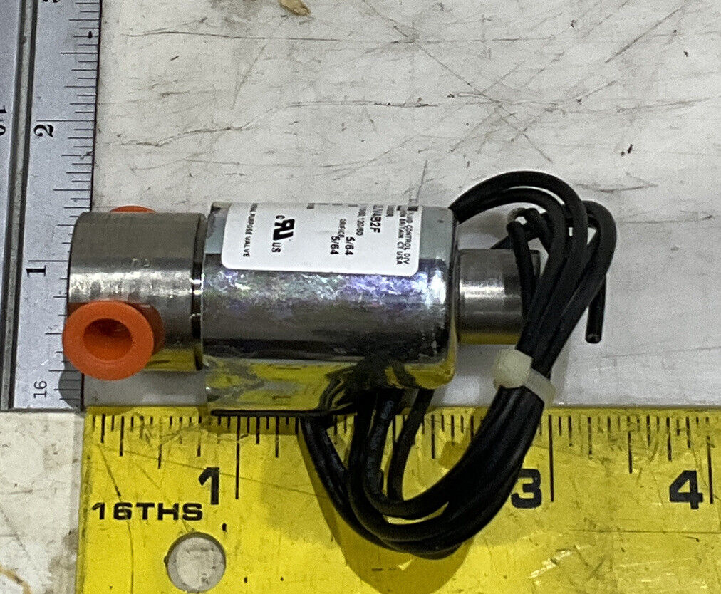 PARKER 30CC02JV4B2F FLUID CONTROL 3 Way Valve 97A8