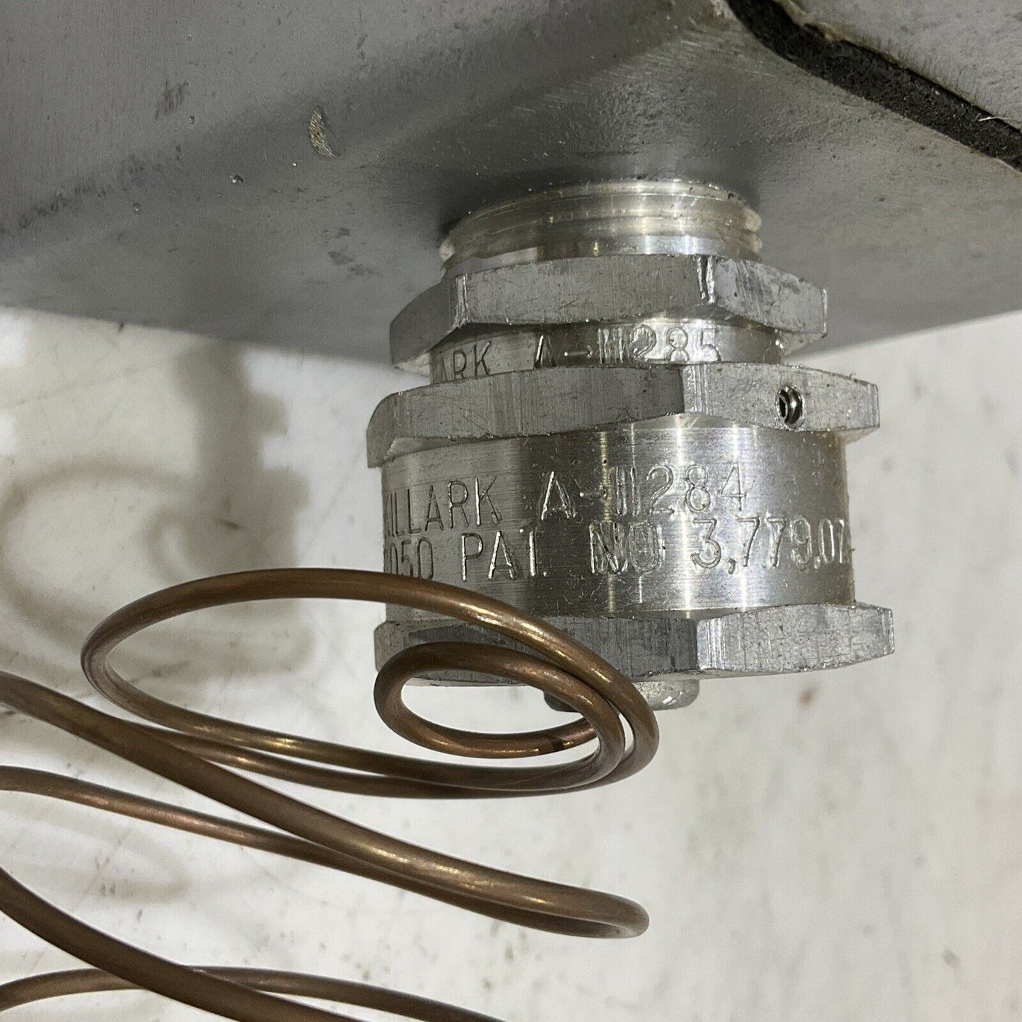 CHROMALOX 299401 AR0-2534EP 253B EXPLOSION RESISTANT THERMOSTAT 1240V 30A 373