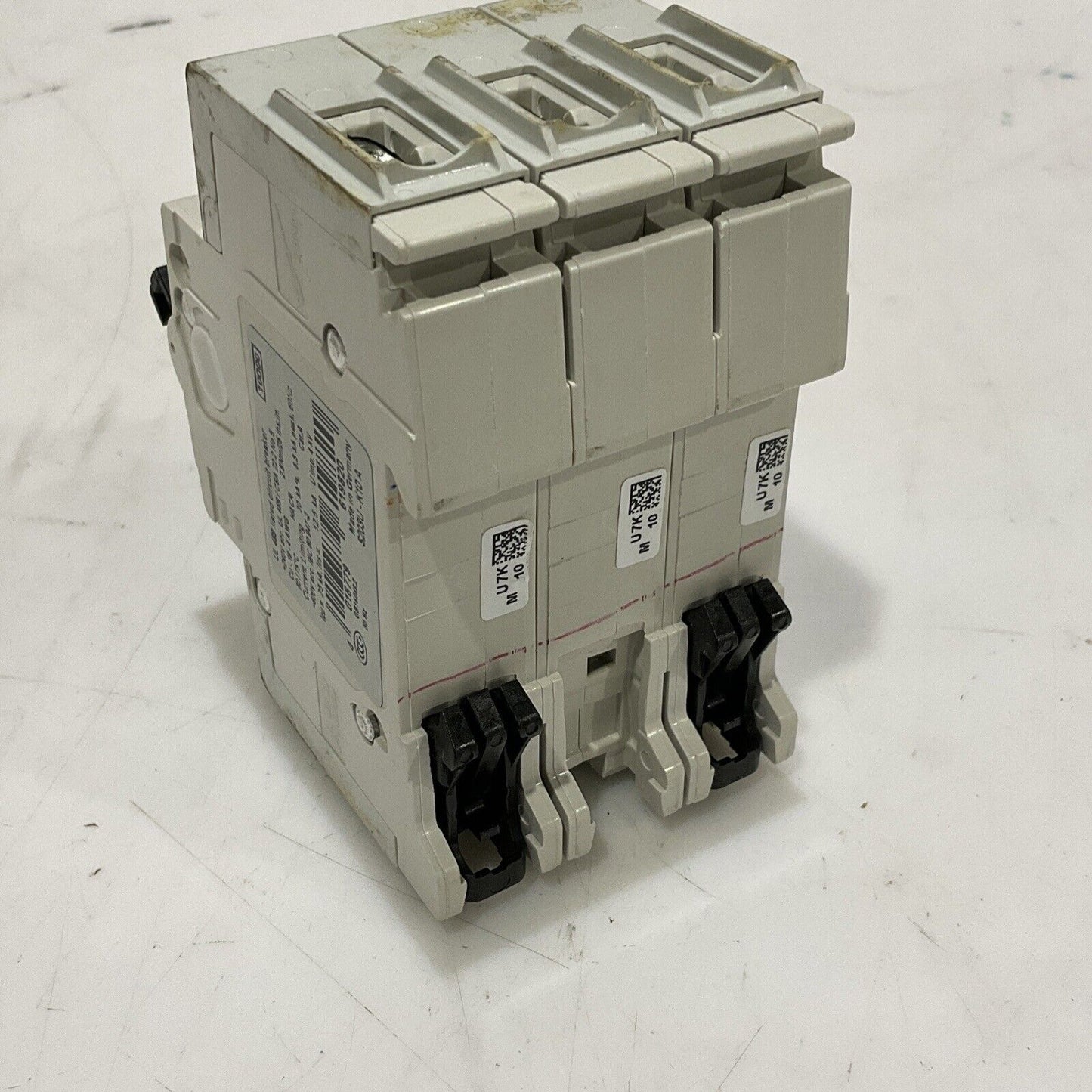 ABB S203U-K 10 A CIRCUIT BREAKER 3P 15A 50/60HZ 240V U3S