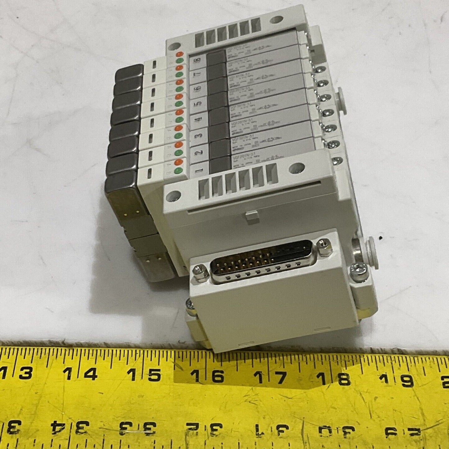 SMC VV5Q11-08C6FU0-NS-X50US 164K751G01 VALVE MANIFOLD INDEXER 8 STATION U3S