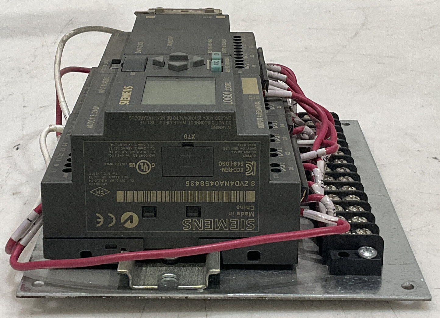 SIEMENS MIKROPULSE 100 TIMER SYSTEM PULSE CONTROLLER LOGO 230RC 6ED1 055-1FB U3S