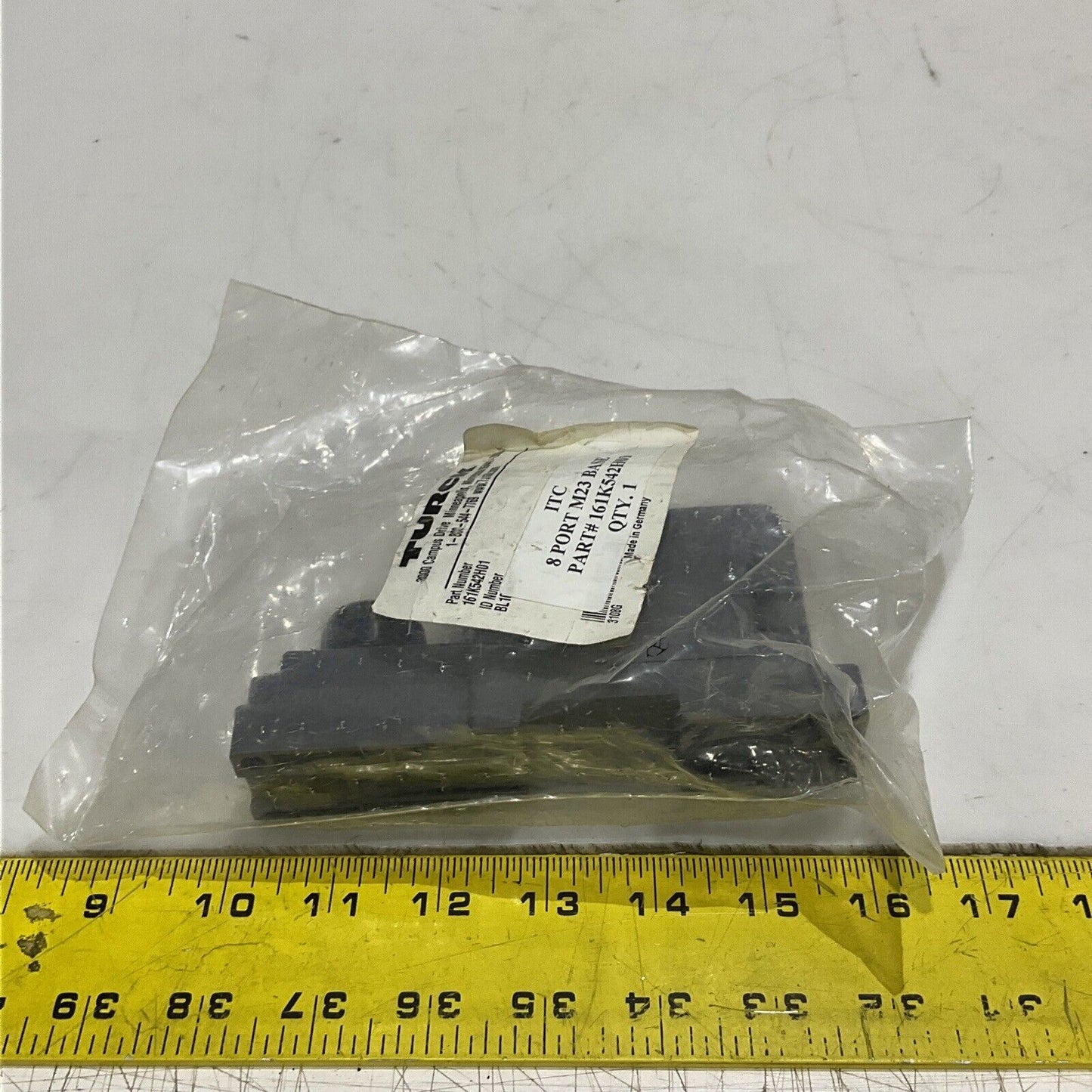 TURCK BL67-B-1M23 BASE 8 PORT CONNECTOR 12 PIN M23 U3S