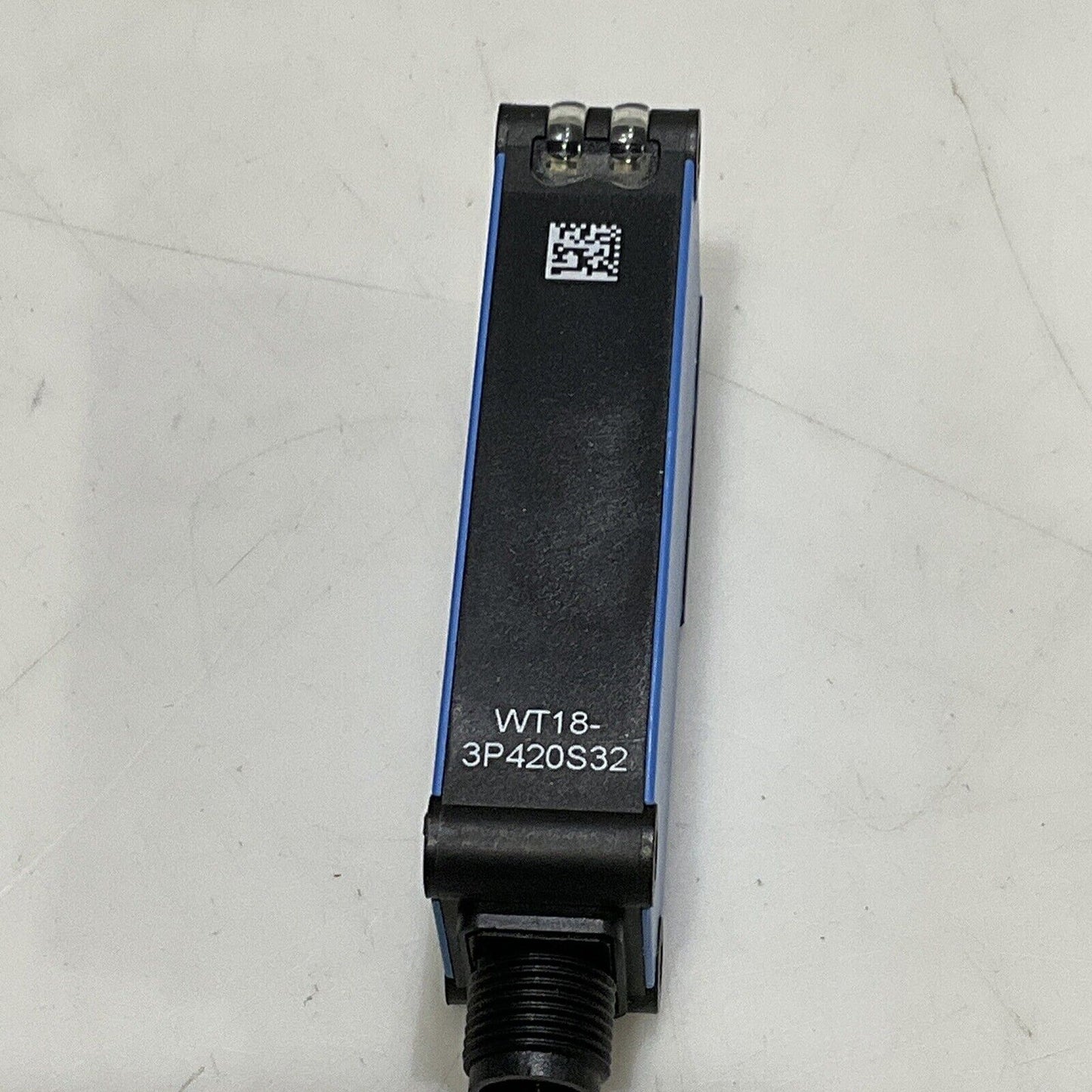 SICK WT18-3P420S32 PHOTOELECTRIC LONG RANGE PROXIMITY SENSOR 10-30V .1A U3S