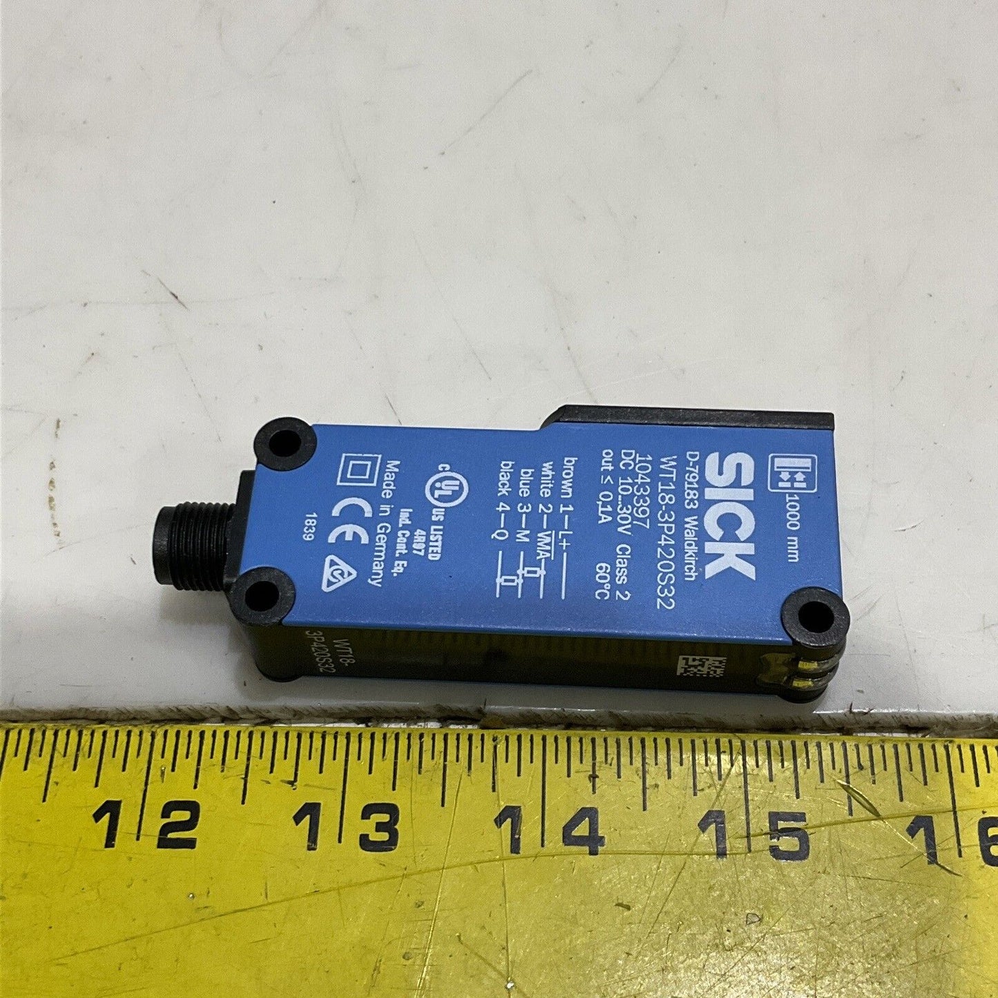 SICK WT18-3P420S32 PHOTOELECTRIC LONG RANGE PROXIMITY SENSOR 10-30V .1A U3S