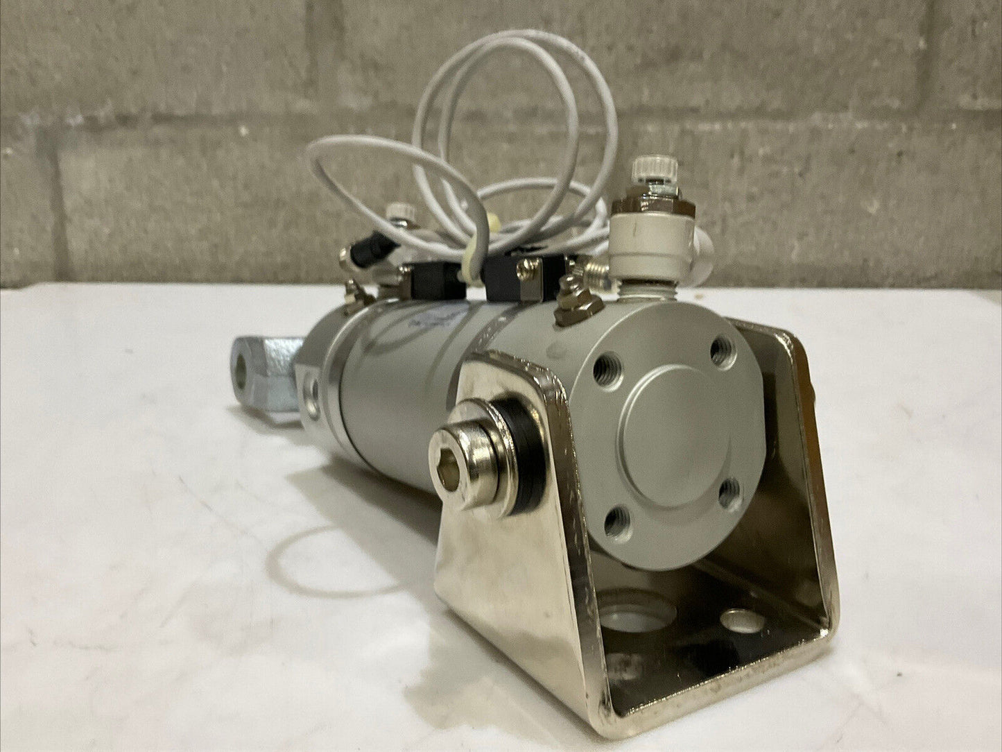 SMC CDG1TA50-65 PNEUMATIC CYLINDER U3S