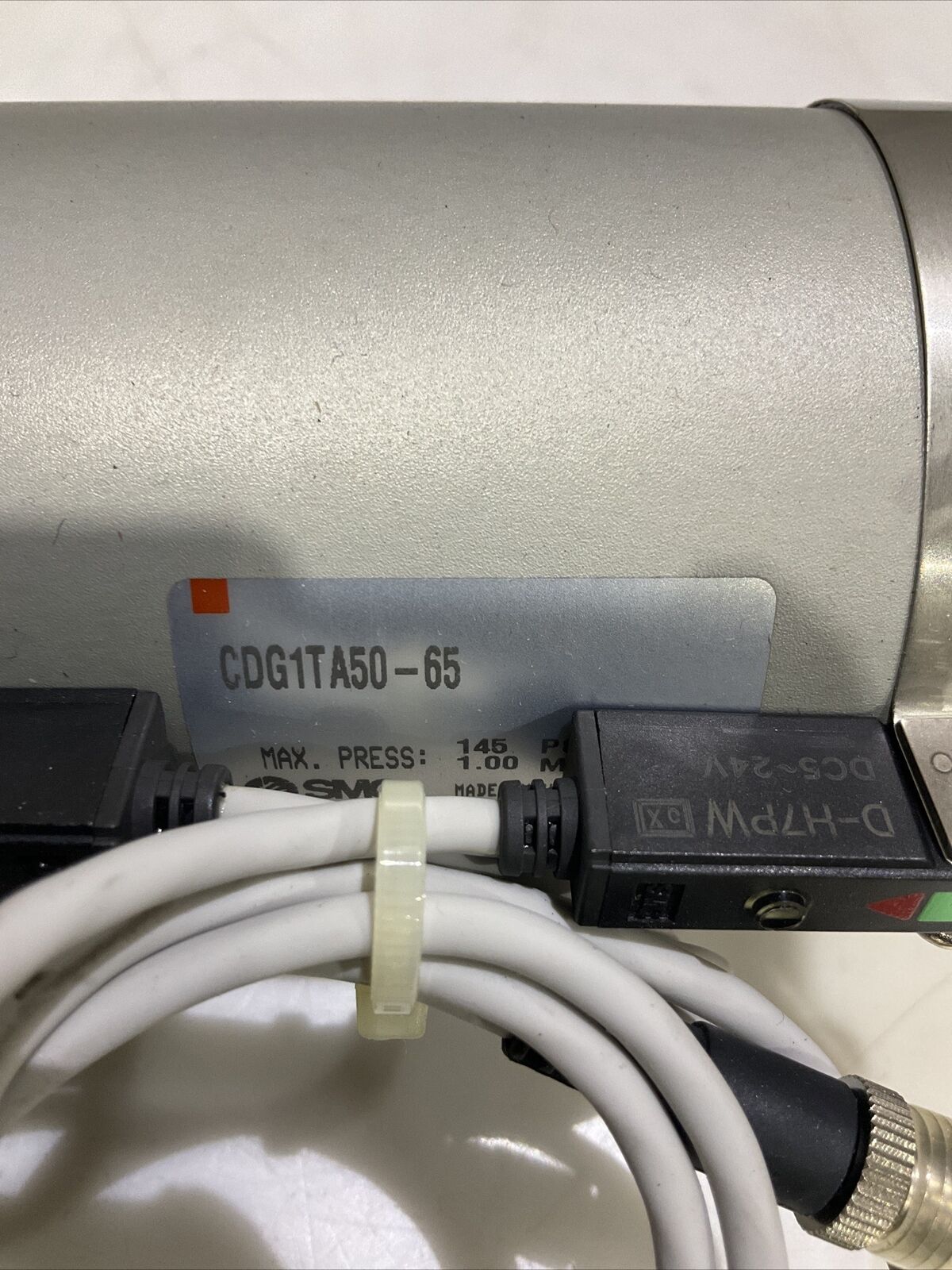 SMC CDG1TA50-65 PNEUMATIC CYLINDER U3S