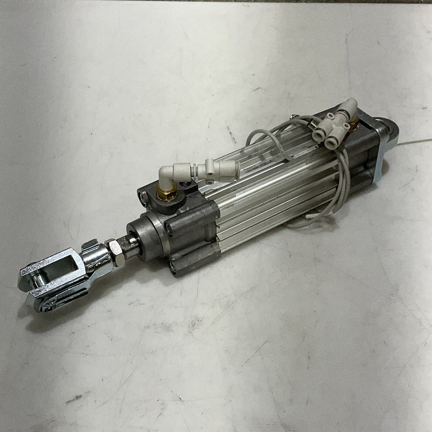 SMC CP96SDB40-80 PNEUMATIC CYLINDER W/ SENSOR & VALVES 145 PSI 1.0 MA U3S