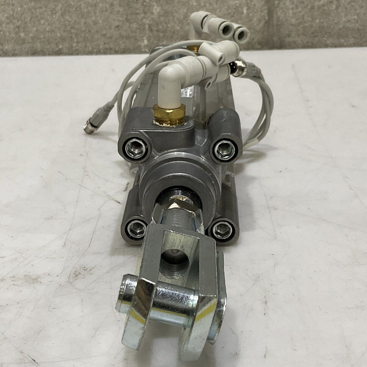 SMC CP96SDB40-80 PNEUMATIC CYLINDER W/ SENSOR & VALVES 145 PSI 1.0 MA U3S
