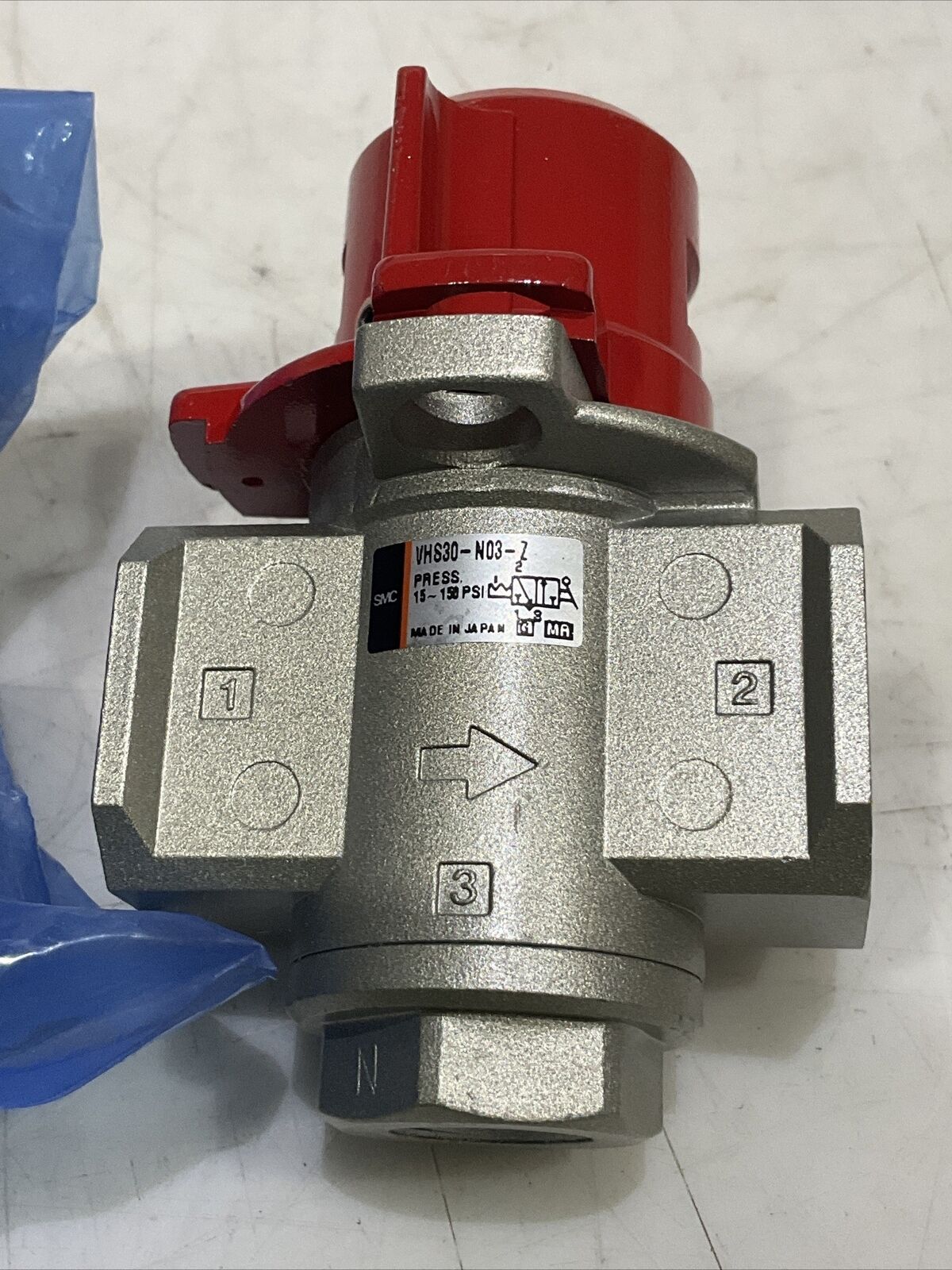 SMC VHS30-N03-Z PMEUMATIC LOCKOUT VALVE 3 PORT 15-150PSI LOT OF 2 U3S