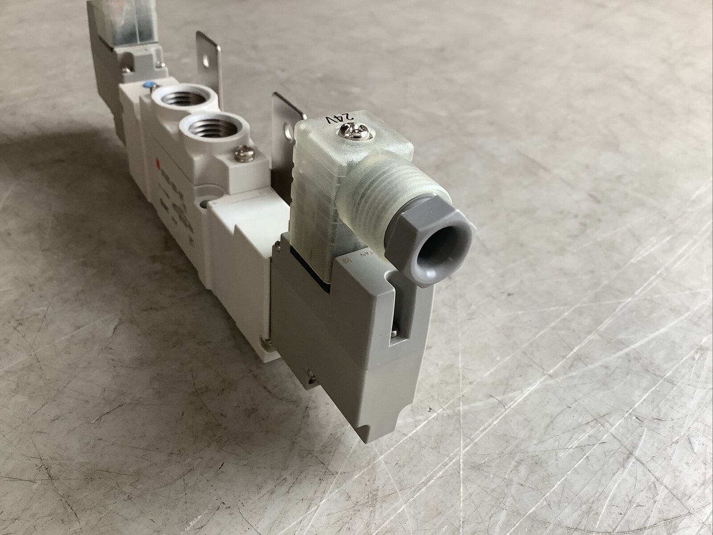 SMC SY7420-5DZ-02T-F2 SOLENOID VALVE 5 PORT U3S