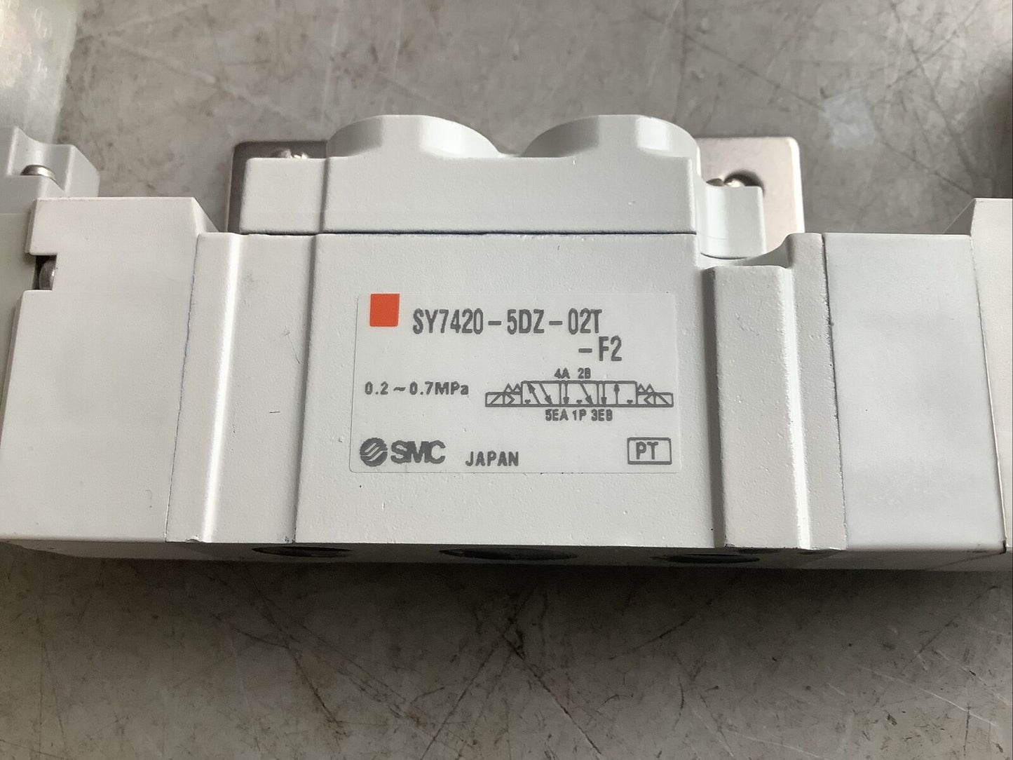SMC SY7420-5DZ-02T-F2 SOLENOID VALVE 5 PORT U3S
