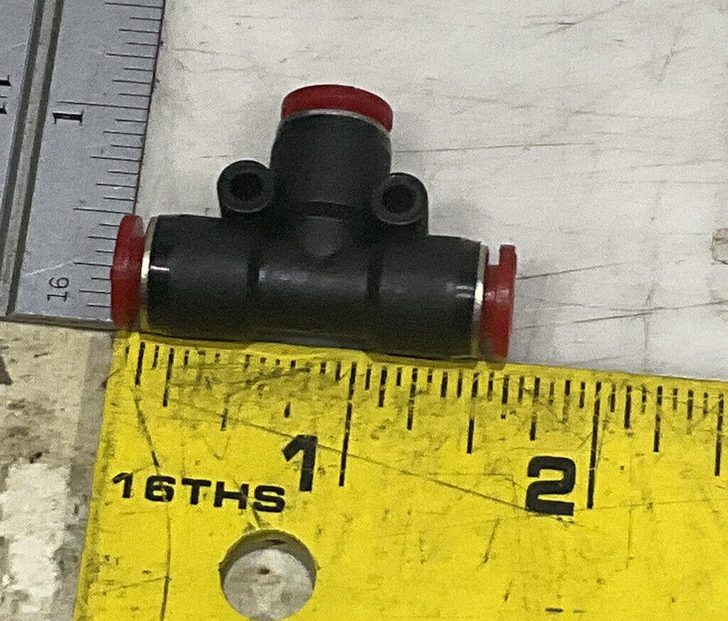 NORGREN C00600600 TEE FITTING LOT OF 51 U3S