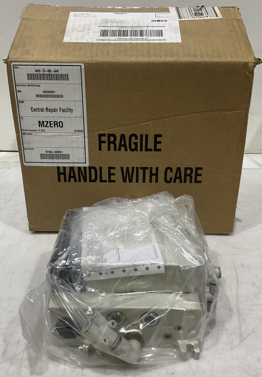 SMC VV5Q41-05-DAM0106 MOUNTED MANIFOLD SUBCONNECTOR TRANSMISSION ASSEMBLY U3S