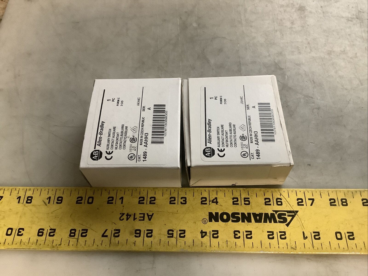 ALLEN BRADLEY 1489-AAHH3 AUXILIARY SWITCH CIRCUIT BREAKER U3S - LOT OF 2