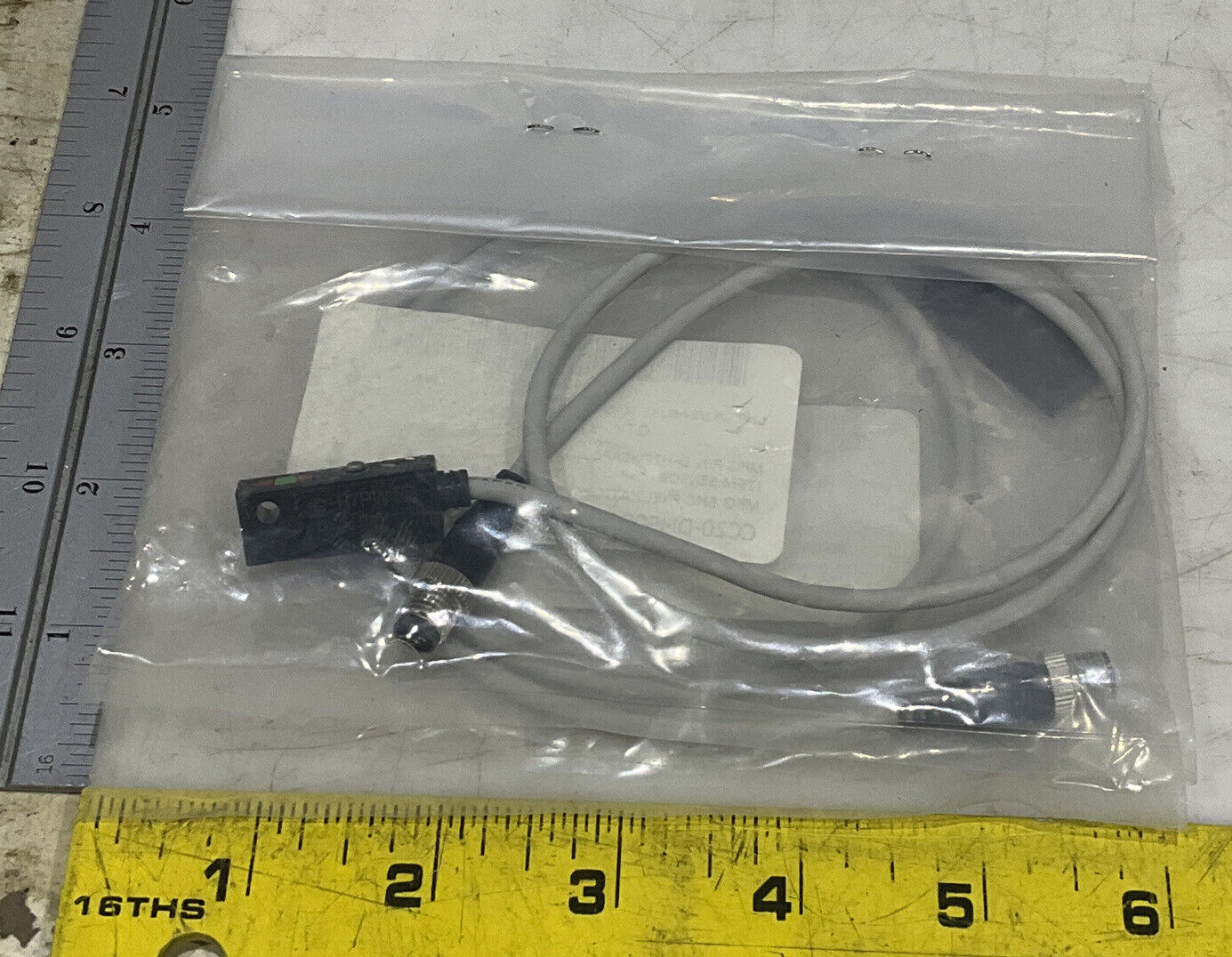 SMC PNEUMATICS D-H7PWSAPC PNEUMATIC CYLINDER SWITCH LOT OF 2 U3S