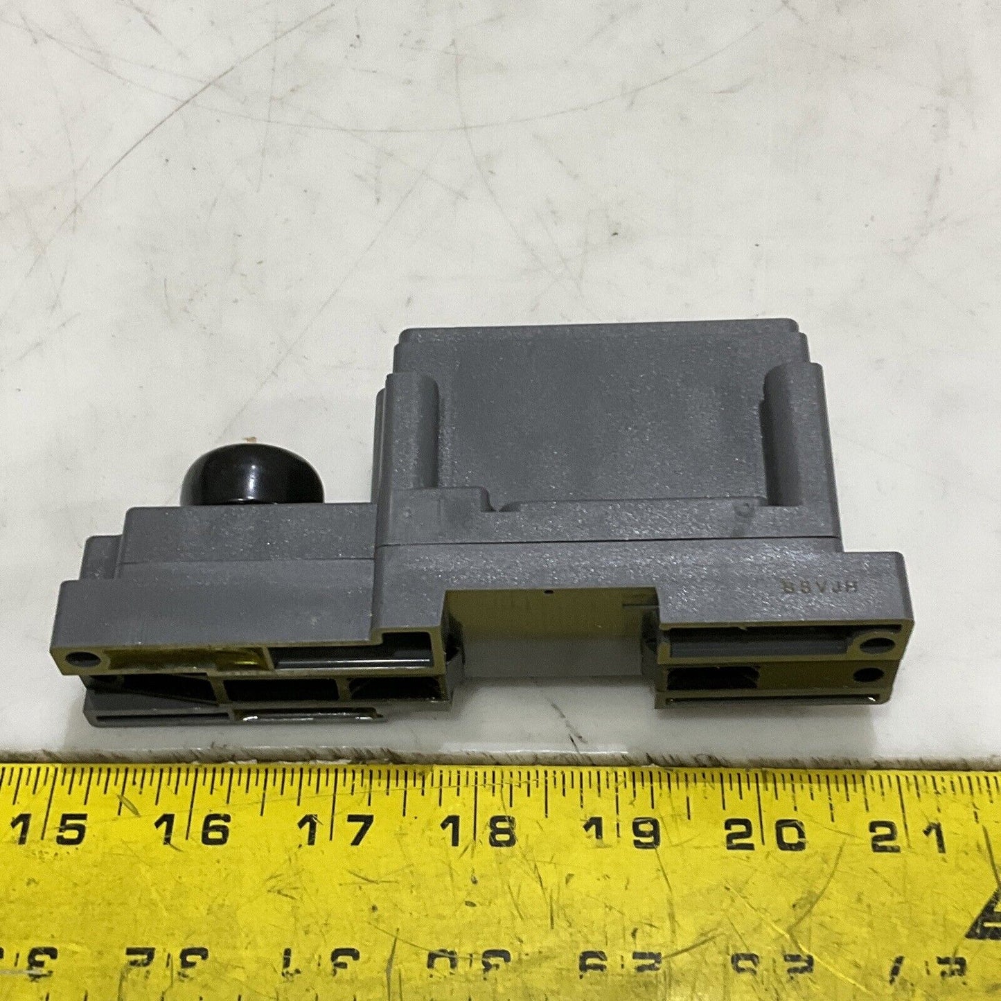 TURCK BL67-B-1M23 BASE 8 PORT CONNECTOR 12 PIN M23 U3S