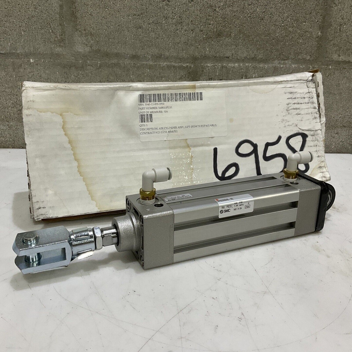 SMC CP95SDB40-80 PNEUMATIC AIR CYLINDER ASSEMBLY LIFT 145 PSI U3S
