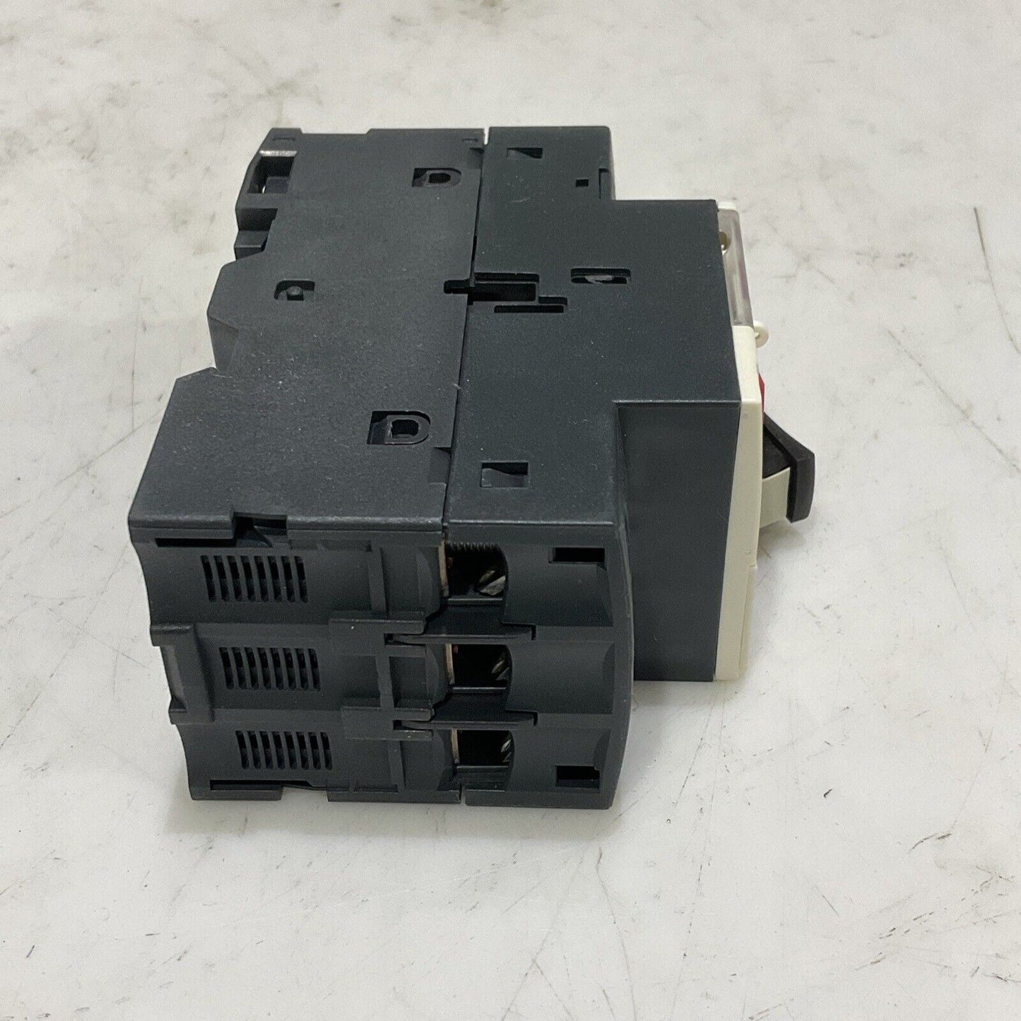 SCHNEIDER ELECTRIC TELEMECANIQUE GV2ME10 4-6.3A MINI CIRCUIT BREAKER U3S