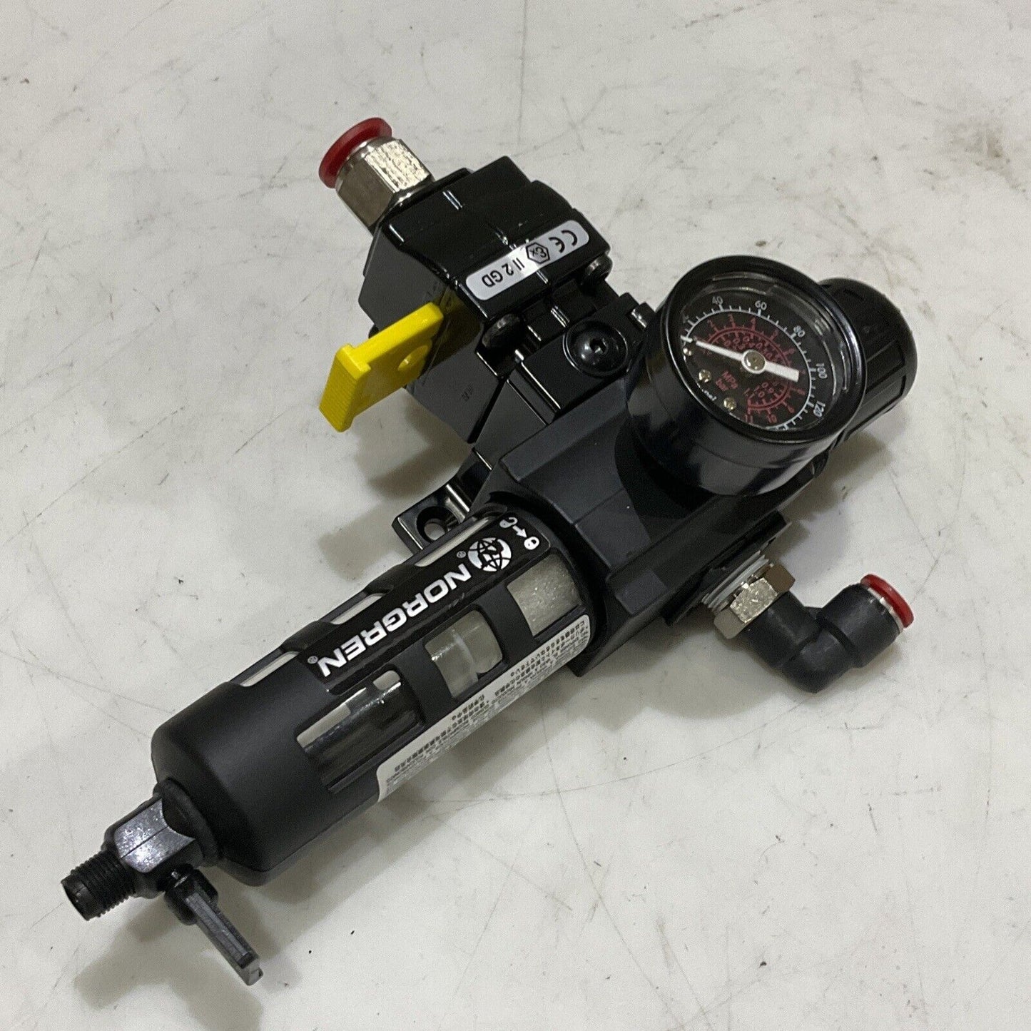 NORGREN  B72G-3AK-QW3-RMG PNEUMATIC FILTER/ REGULATOR 150 PSIG U3S