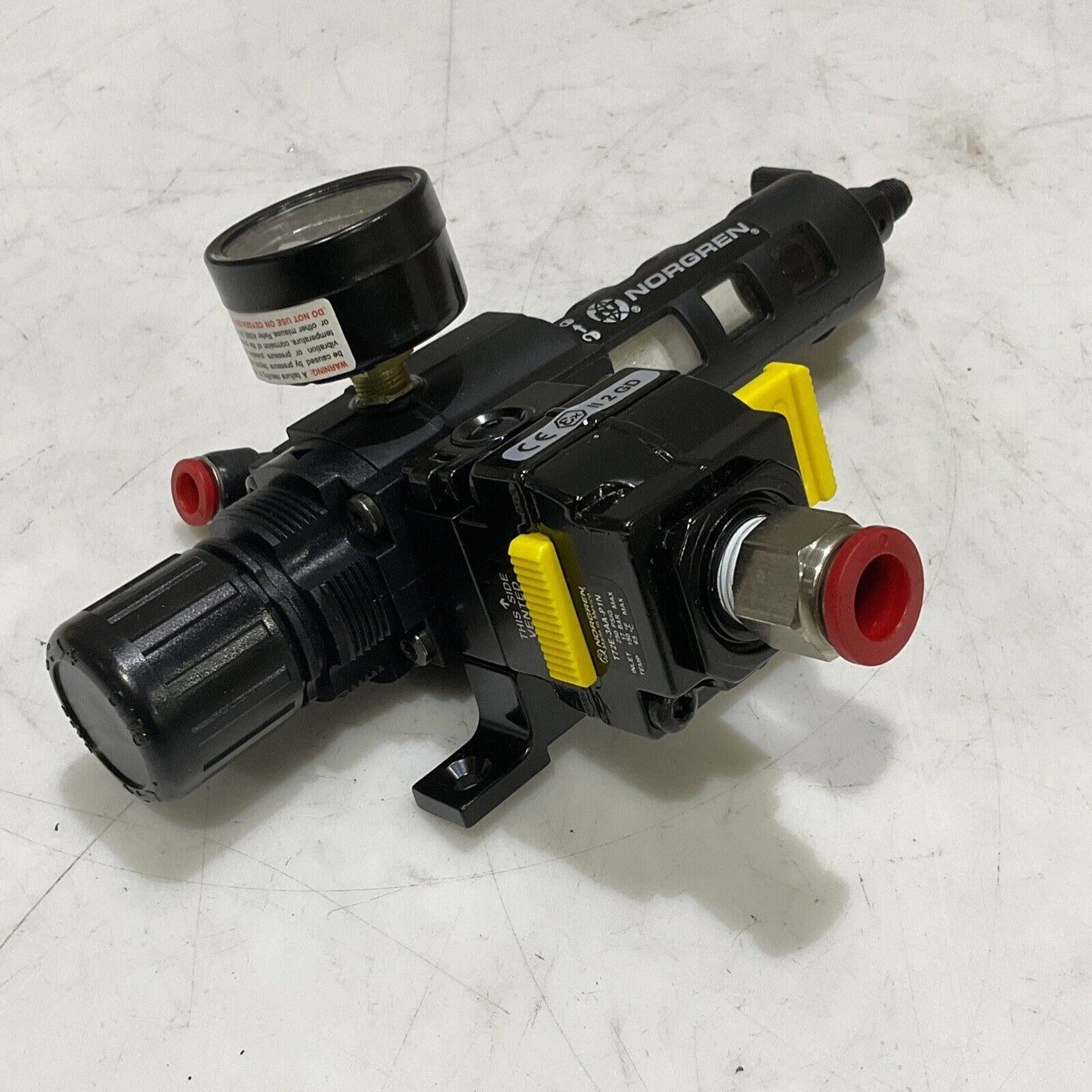 NORGREN  B72G-3AK-QW3-RMG PNEUMATIC FILTER/ REGULATOR 150 PSIG U3S