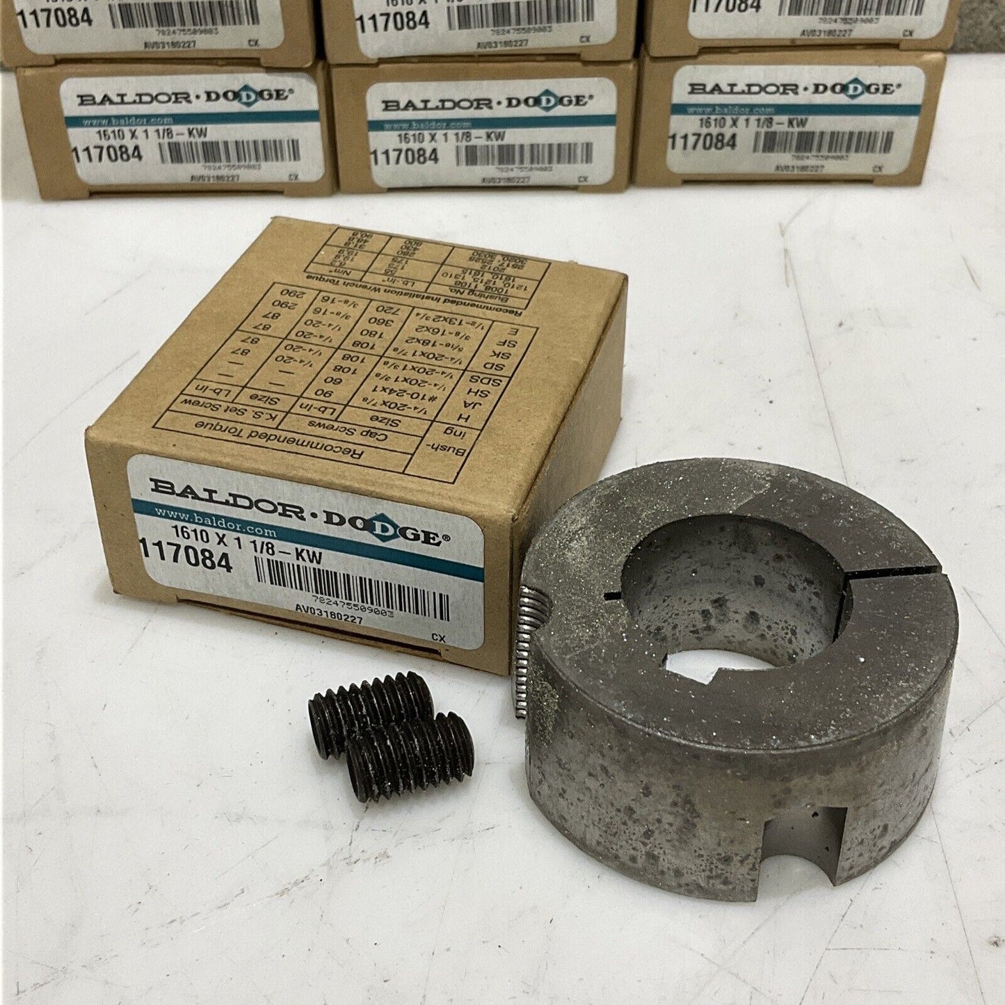 BALDOR DODGE 117084 1610 X 1 1/8-KW TAPERLOCK WITH KW BUSHING LOT OF 18 U3S