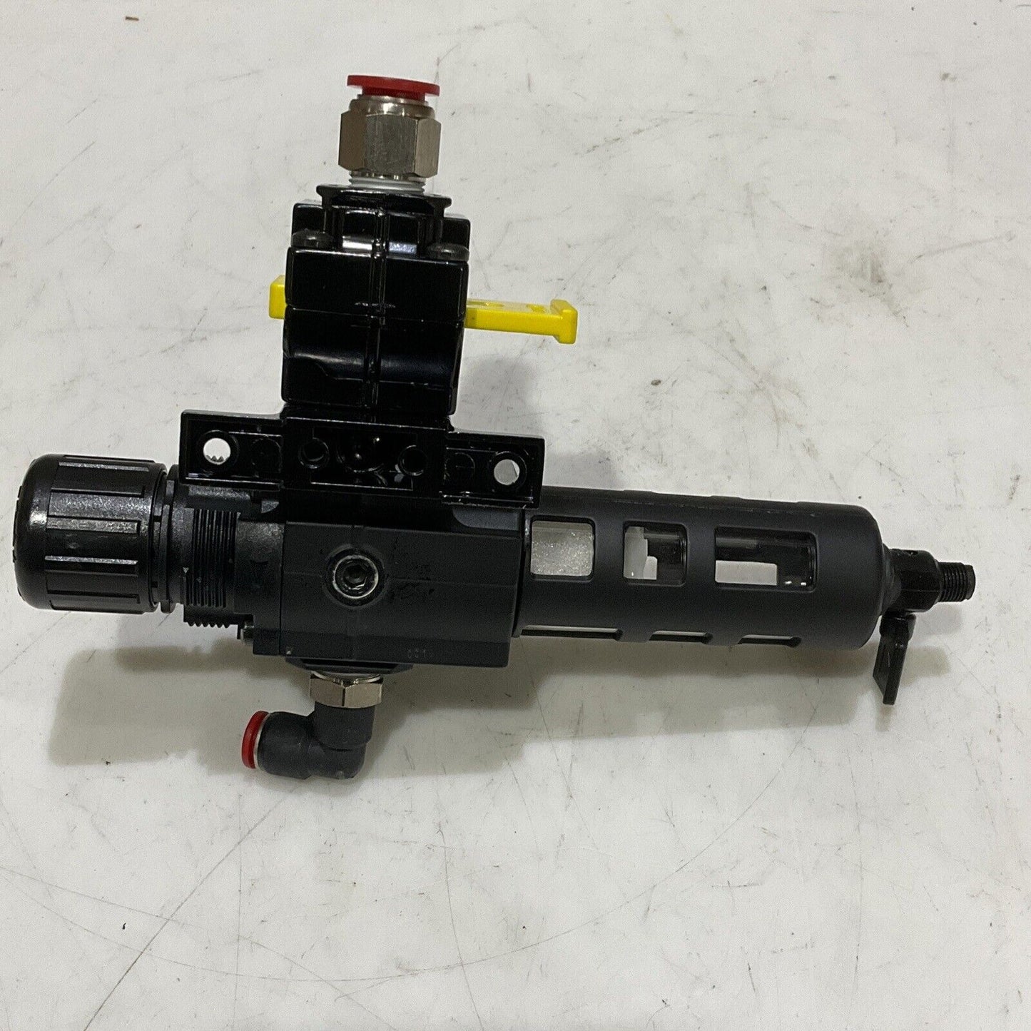 NORGREN  B72G-3AK-QW3-RMG PNEUMATIC FILTER/ REGULATOR 150 PSIG U3S