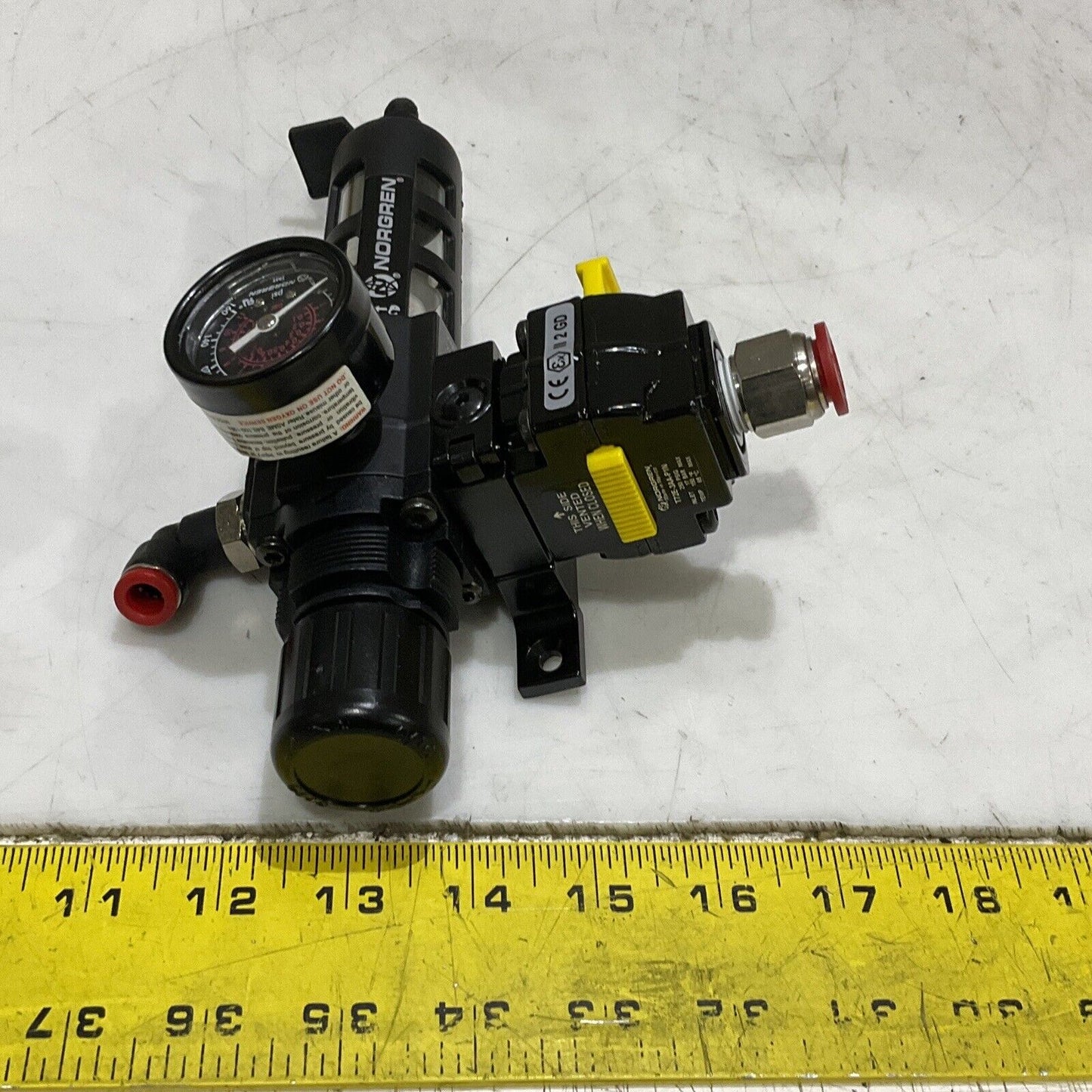 NORGREN  B72G-3AK-QW3-RMG PNEUMATIC FILTER/ REGULATOR 150 PSIG U3S