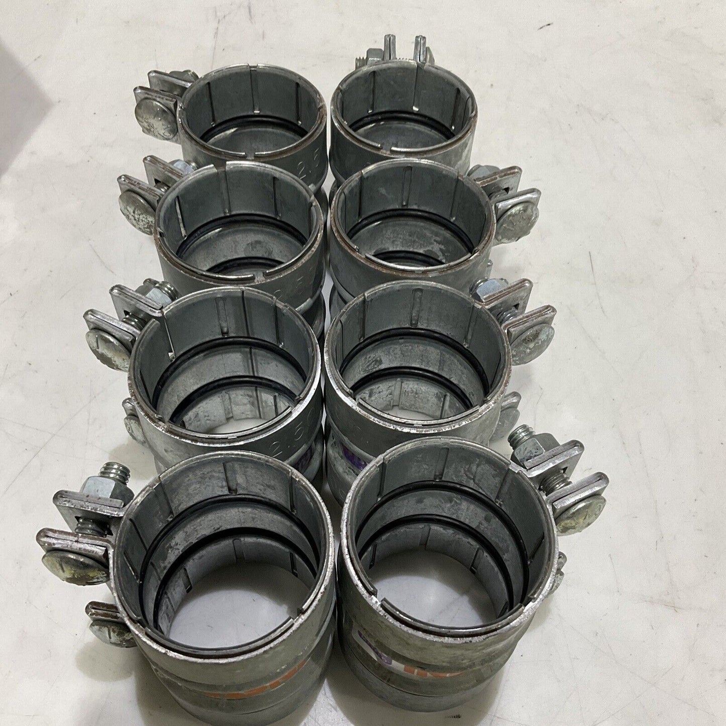INSTALOK COUPLING CP25042B-16Z 2.5 BLK 2B 4IN 16 GA Z LOT OF 8 U3S