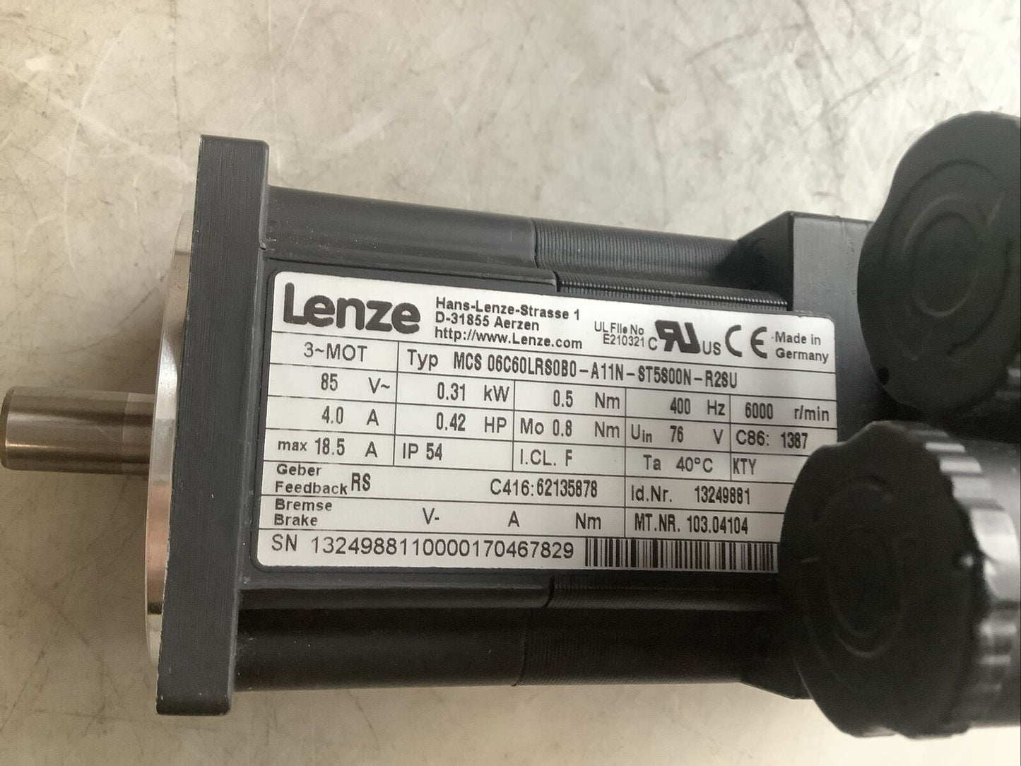 LENZE MCS 06C60LRS0B0-A11N-ST5S00N-R2SU SERVO MOTOR U3S