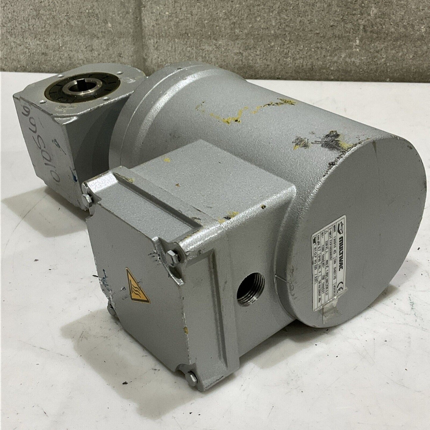 MULTIVAC 105568267 130916 WORM GEAR MOTOR 3-MOTOR 400V 50HZ U4M