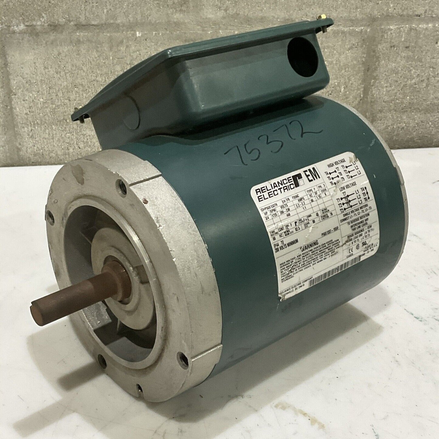 RELIANCE ELECTRIC P56X1337H EM MOTOR TYPE P 3/4 HP 208-230 V 2.2 AMP 60 HZ U4M