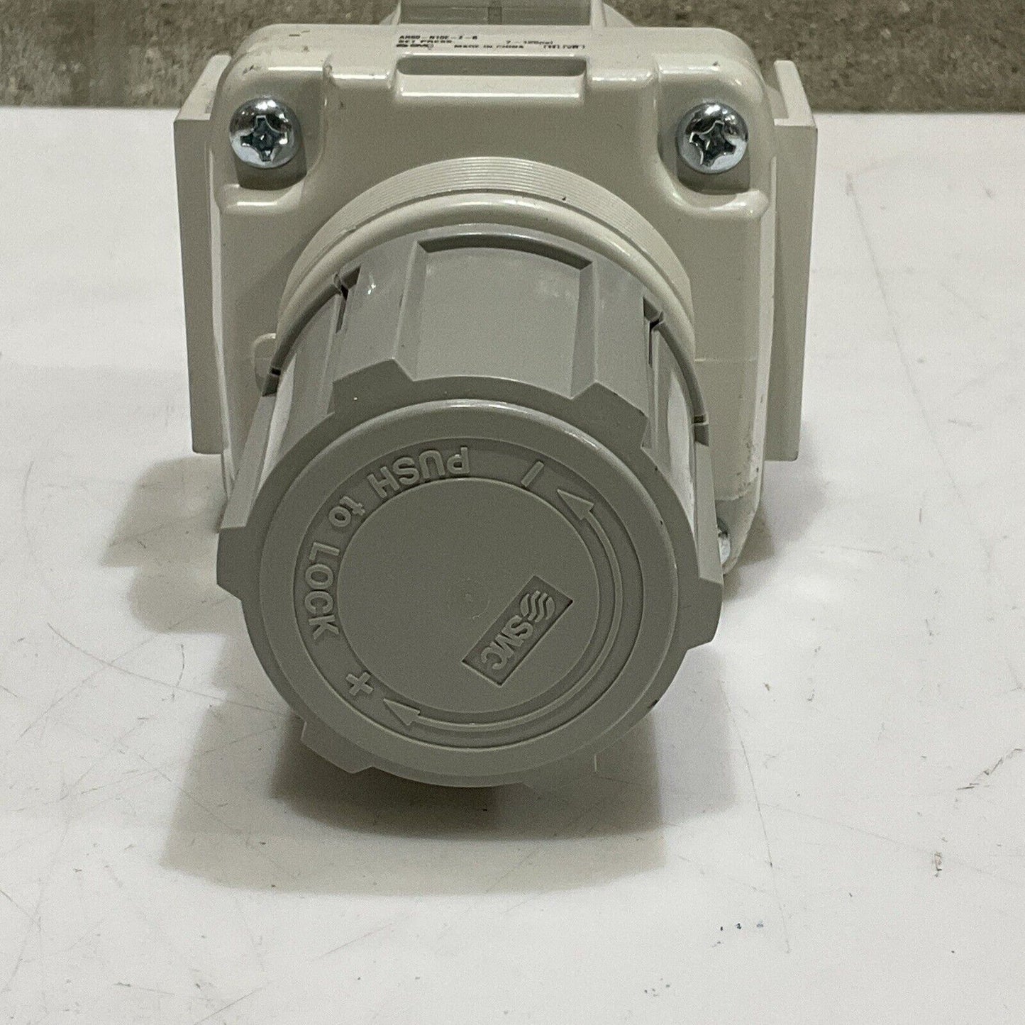 SMC AR60-N10E-Z-B PNEUMATIC REGULATOR 7-125 PSI  1” NPT U4M