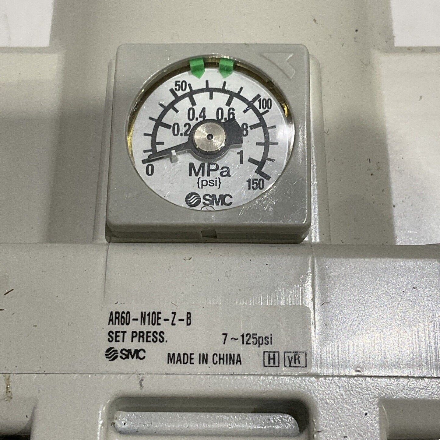 SMC AR60-N10E-Z-B PNEUMATIC REGULATOR 7-125 PSI  1” NPT U4M