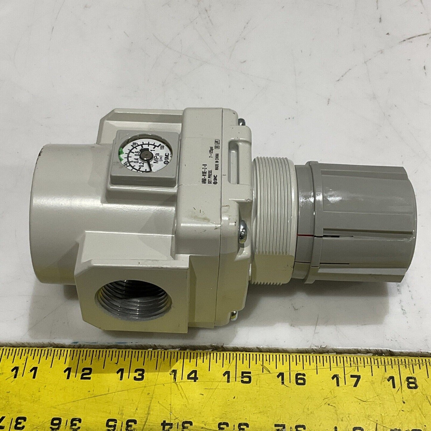 SMC AR60-N10E-Z-B PNEUMATIC REGULATOR 7-125 PSI  1” NPT U4M