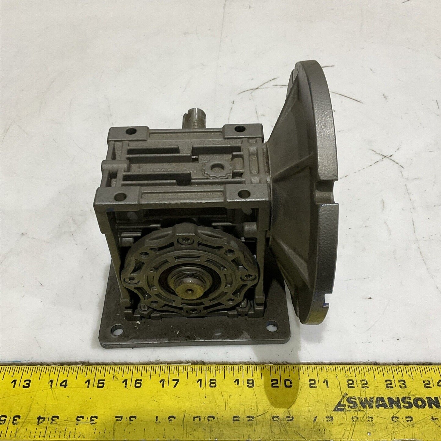 MOTOVARIO NMRV040 GEAR BOX RATIO 30 U4M