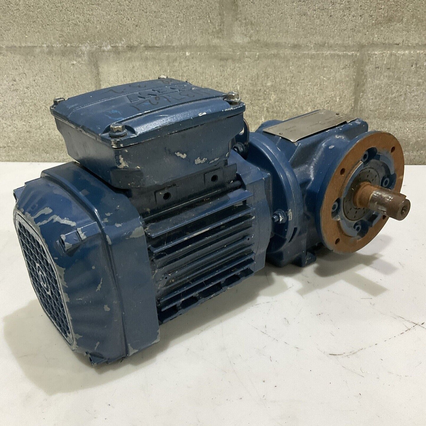 SEW-EURODRIVE SF37 DRN71MS6/DH GEARBOX MOTOR 1130RPM U4M