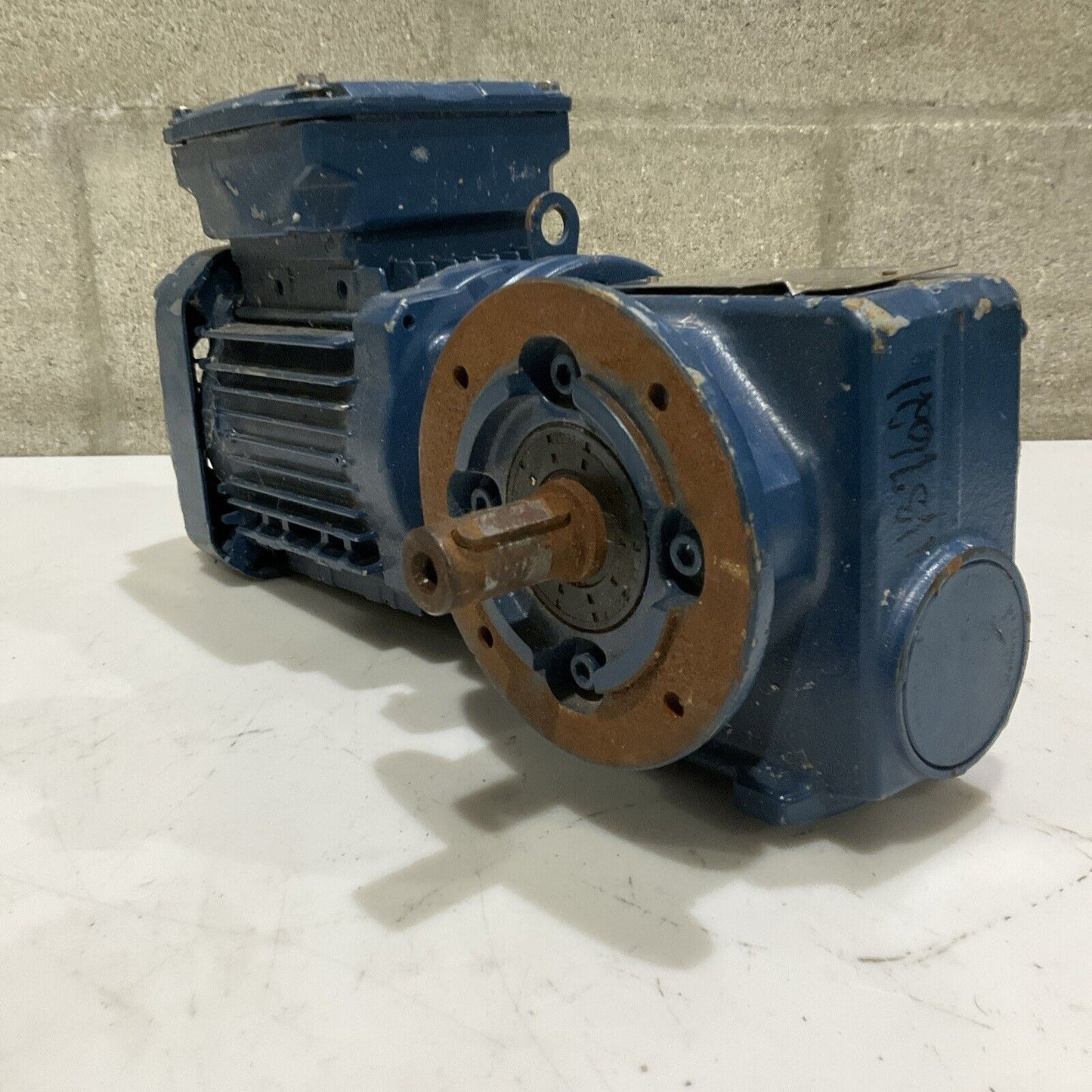 SEW-EURODRIVE SF37 DRN71MS6/DH GEARBOX MOTOR 1130RPM U4M